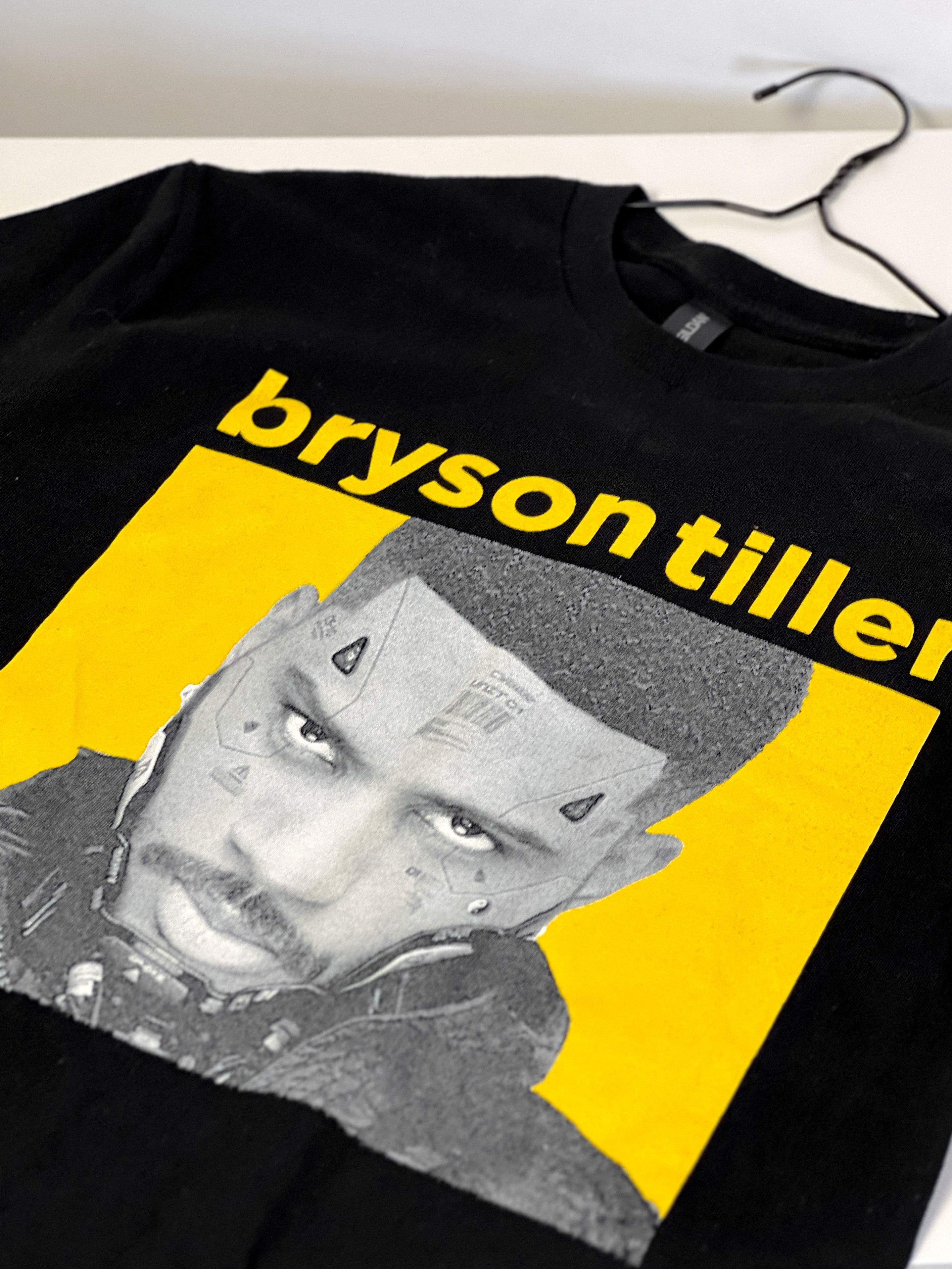 Gildan GILDAN x Bryson Tiller 2024 Tour Unisex T-Shirt Size US M / EU 48-50 / 2 - 3 Thumbnail