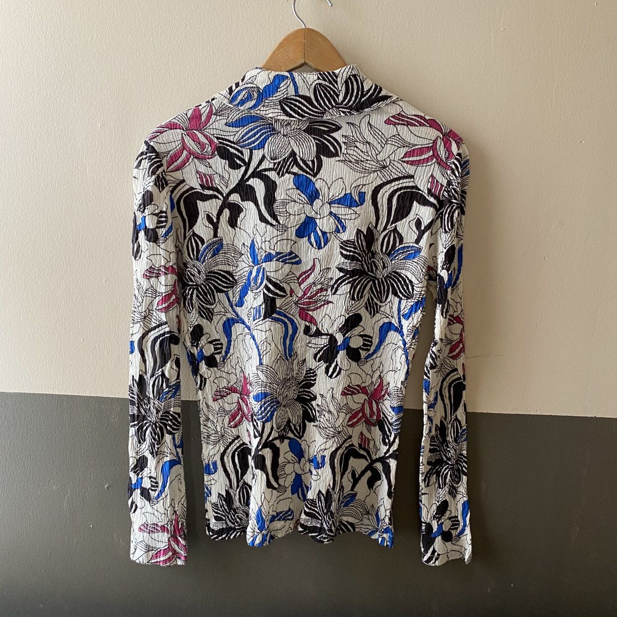 Tsumori Chisato TSUMORI CHISATO White Crinkled Floral Pleated Shirt Size XS / US 0-2 / IT 36-38 - 2 Thumbnail