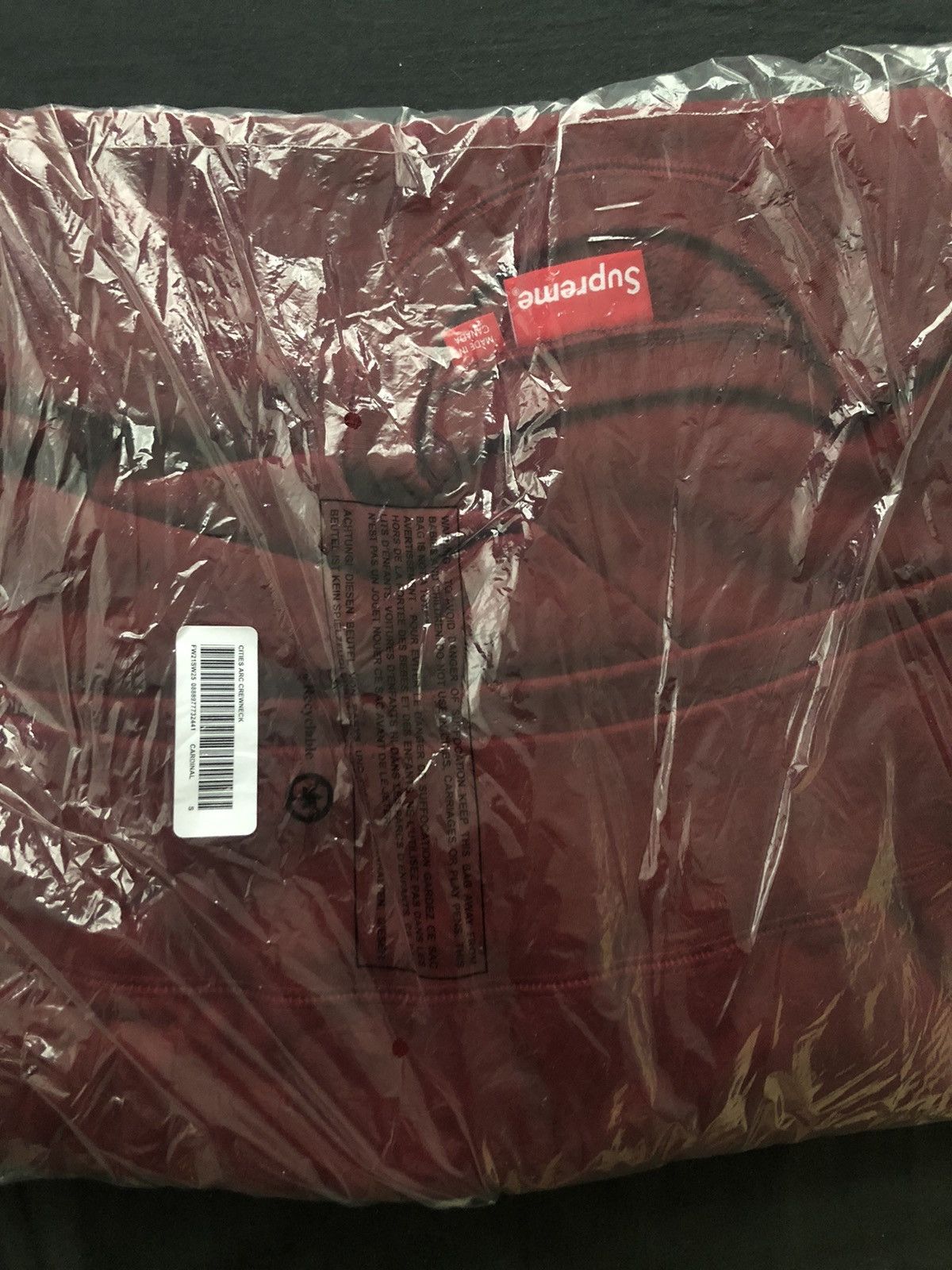 Supreme Supreme cities Size US S / EU 44-46 / 1 - 3 Thumbnail