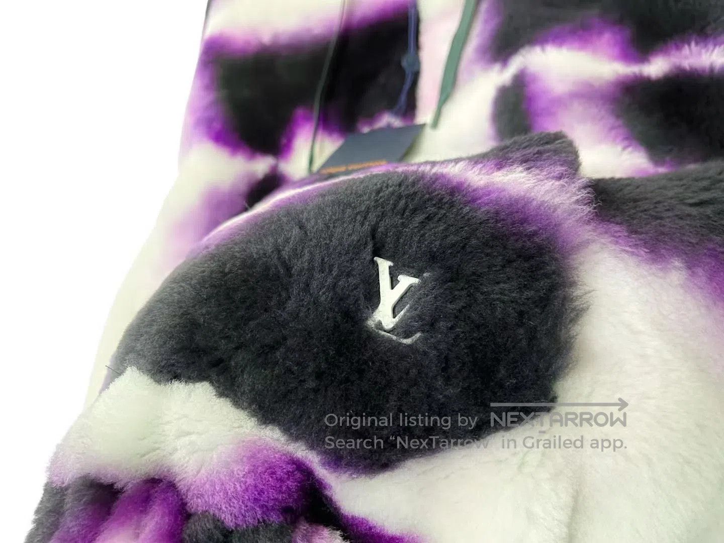 Louis Vuitton Louis Vuitton Tie-Dye Shearling Hooded Coat. Size US S / EU 44-46 / 1 - 2 Thumbnail