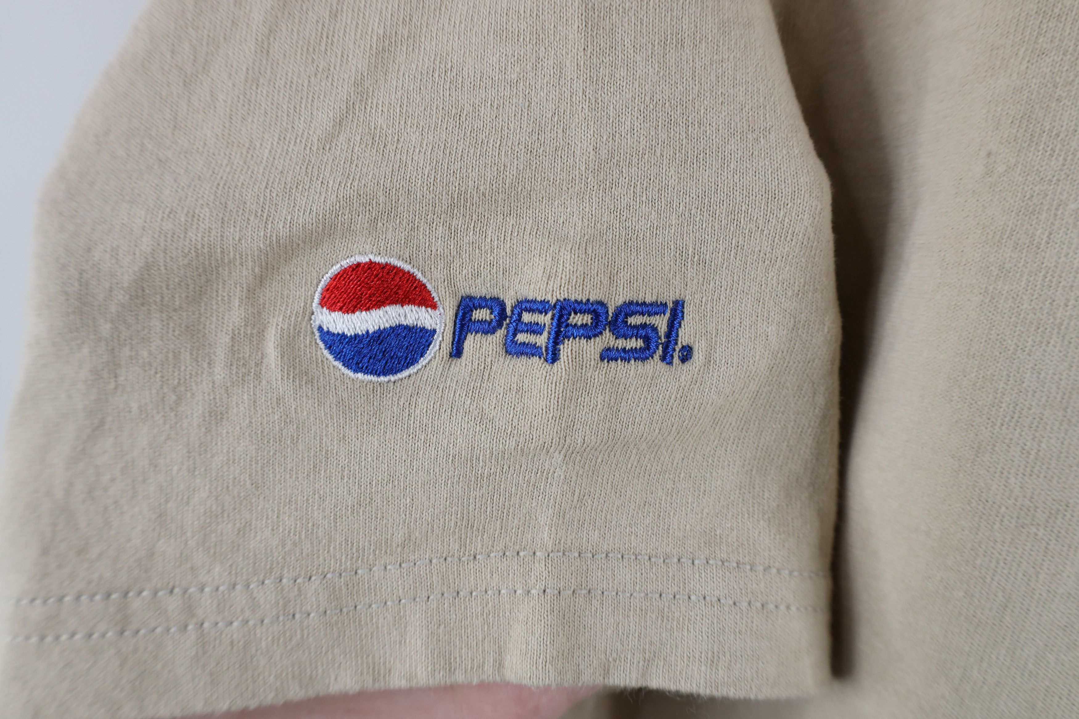 Vintage Vintage 90s Spell Out Pepsi Co Short Sleeve T-Shirt Beige Size US S / EU 44-46 / 1 - 4 Thumbnail