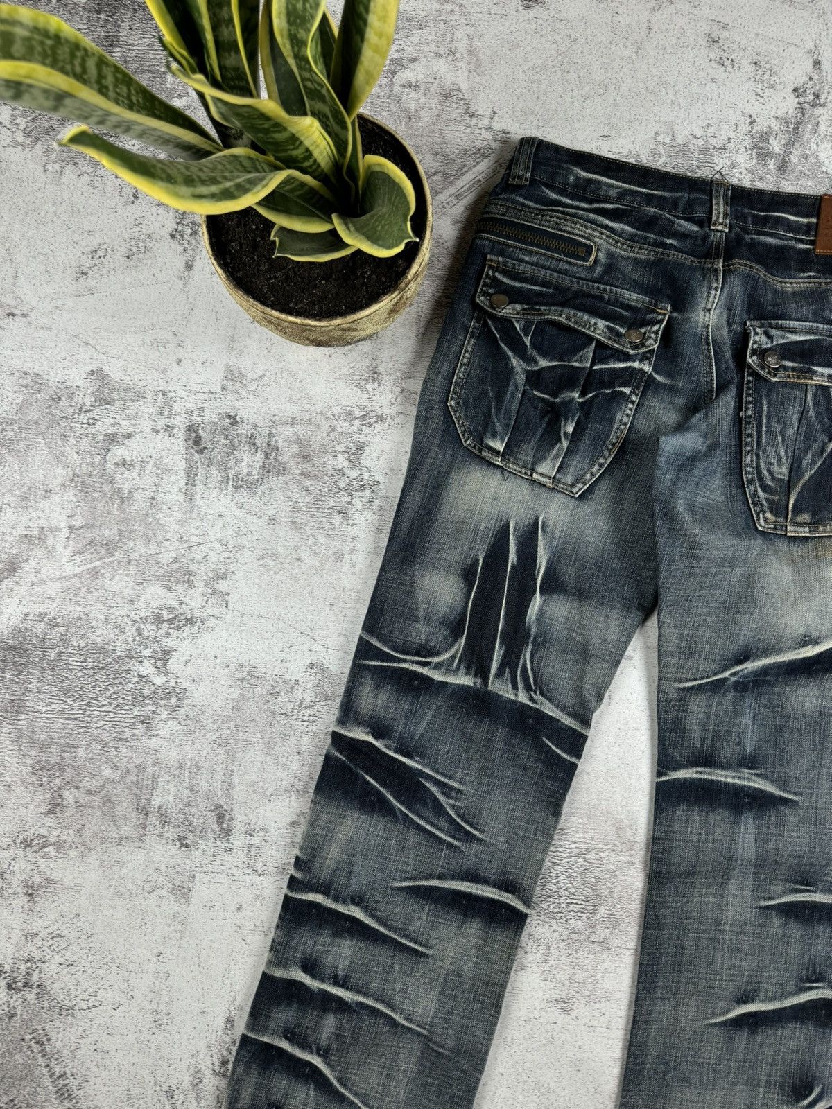 Japanese Brand Vintage Faded Distressed Y2K Rap Jeansia Jeans Pants Bottoms Size US 32 / EU 48 - 4 Thumbnail