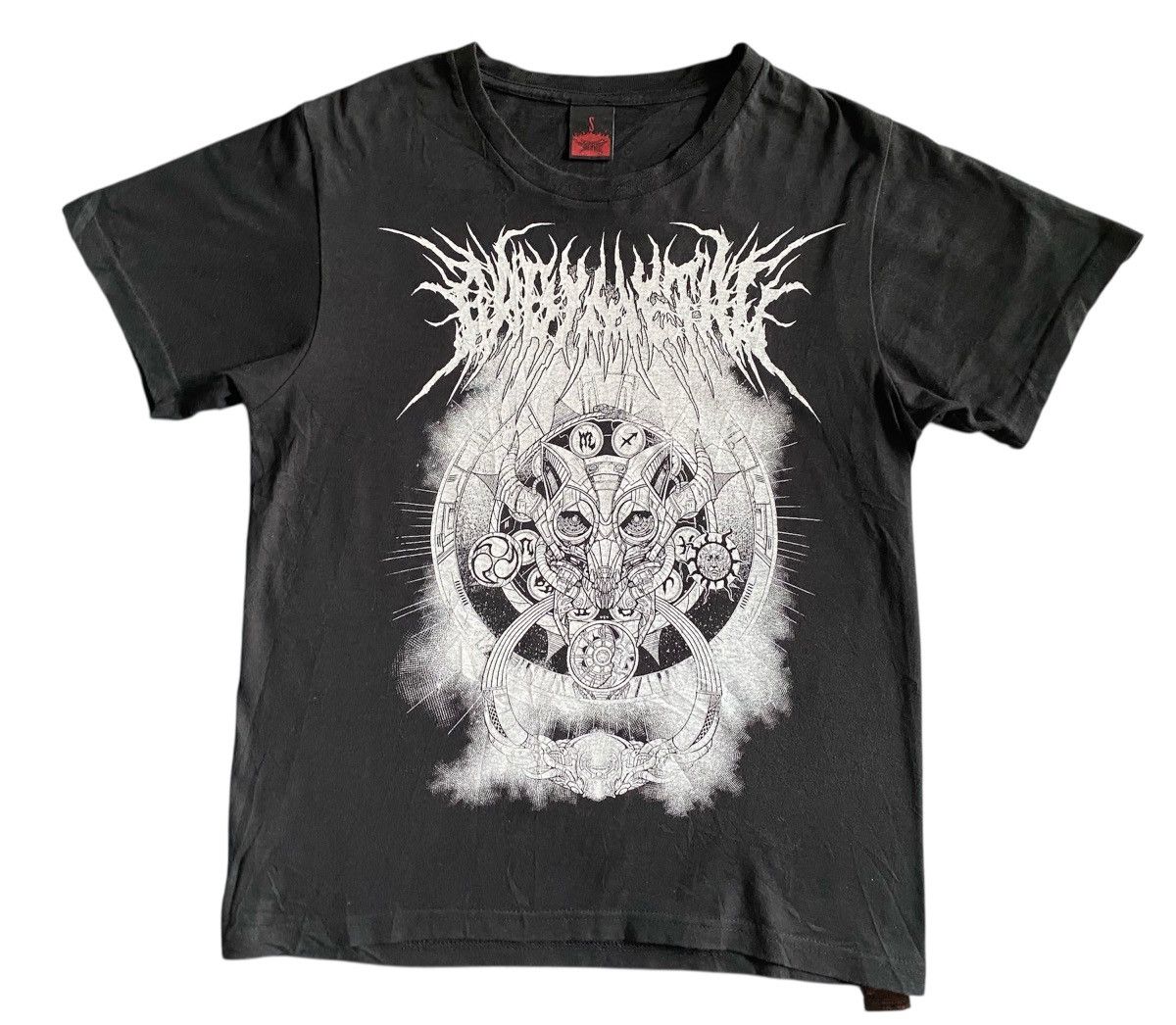 Band Tees × Japanese Brand × Vintage Baby Metal World Tour 2016 Japanese Band T Shirt Size US S / EU 44-46 / 1 - 1 Thumbnail