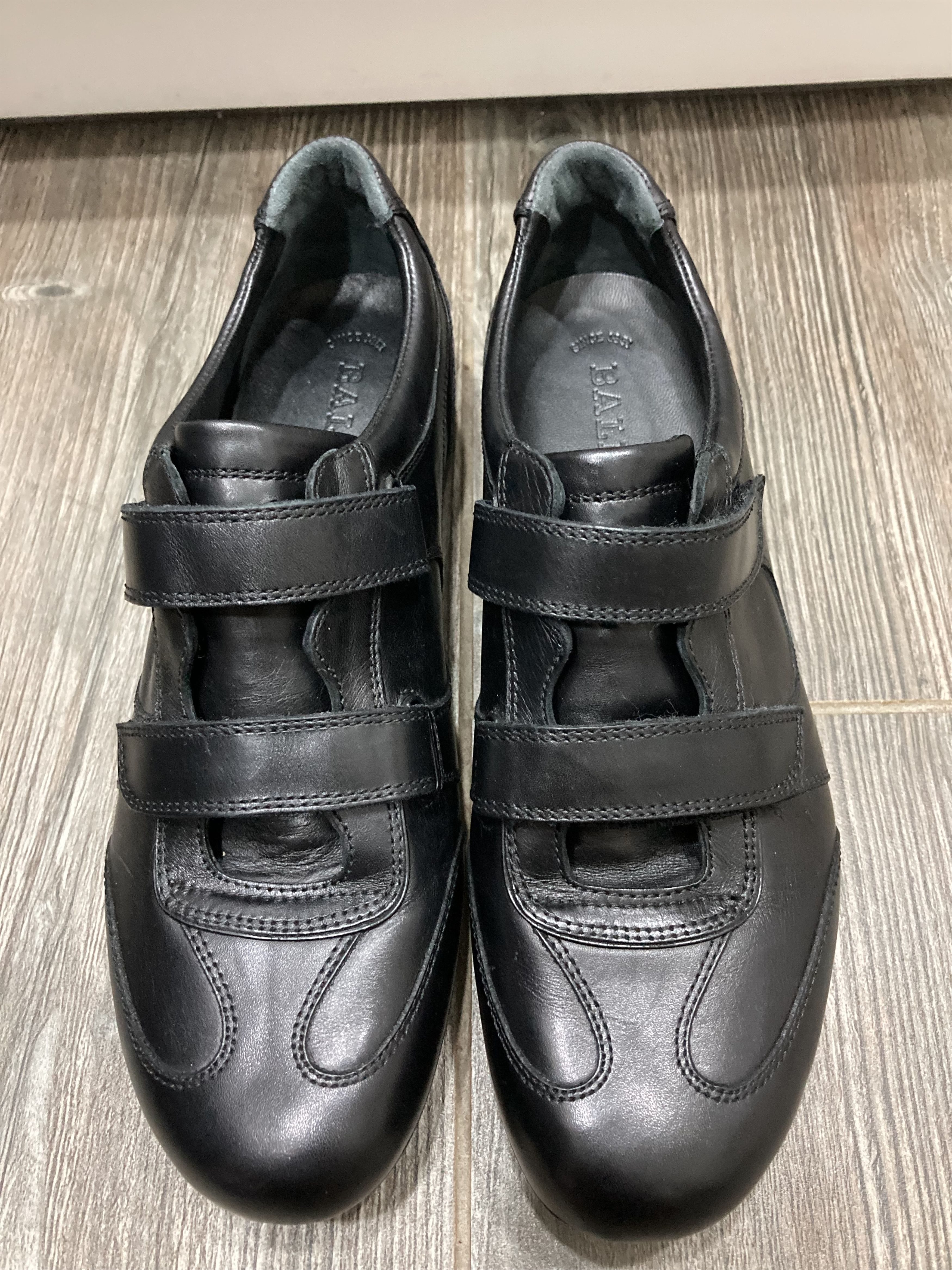 Bally Bally black leather low top sneakers with two straps across Size US 8 / IT 38 - 2 Thumbnail