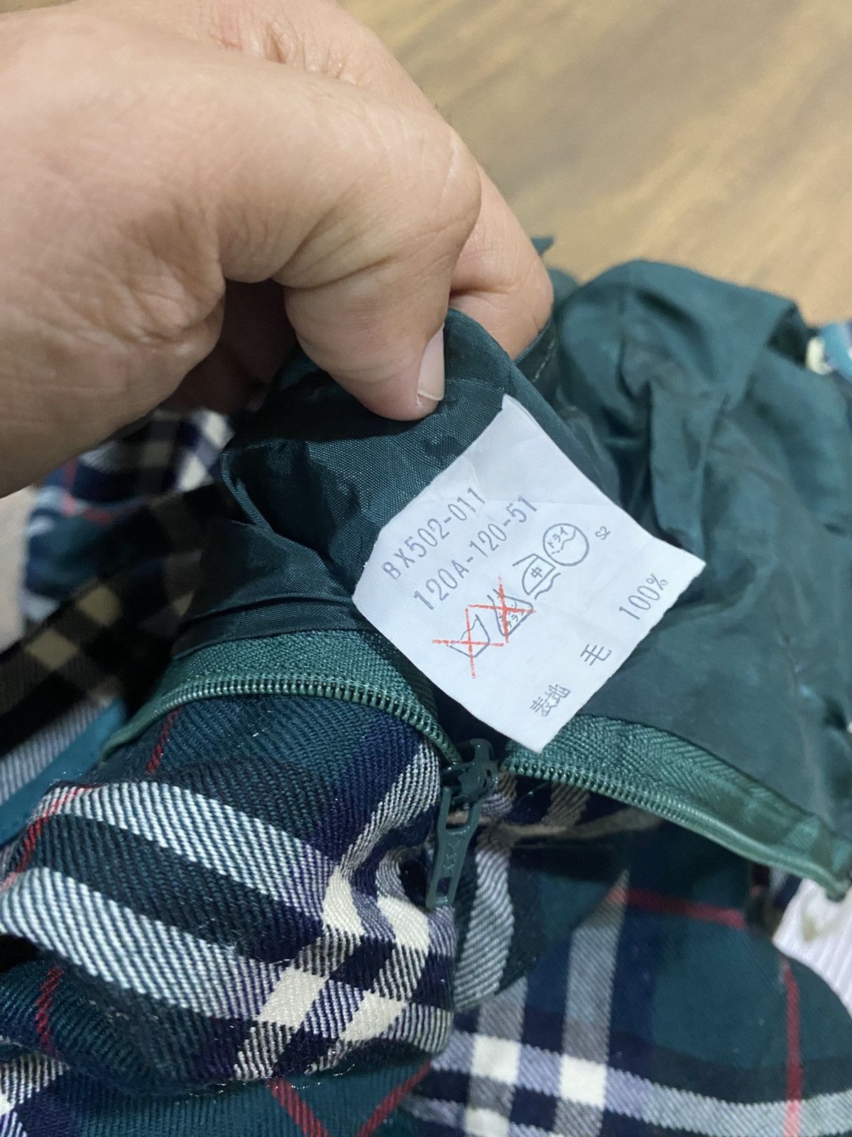 Burberry Vintage Burberrys Wool Nova Check Skirt Size 22" - 4 Thumbnail