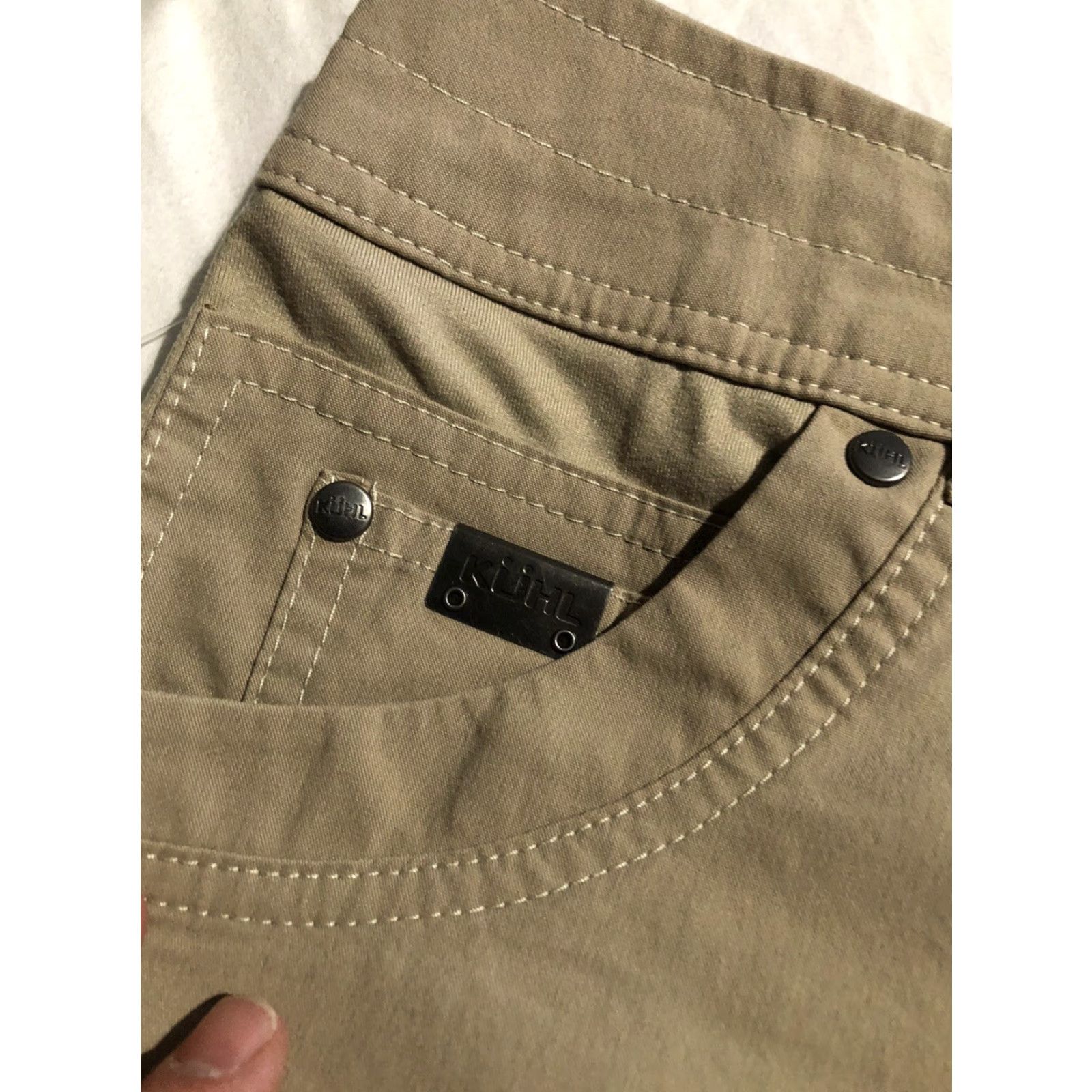 Vintage KUHL MEN’S RADIKL SHORT RHINOTEK 30x10 Desert Khaki Shorts Mens Regular Inseam 10" Outdoor Enduro Zipper Size US 30 / EU 46 - 3 Thumbnail