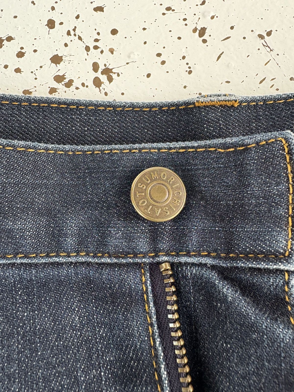 Issey Miyake Issey Miyake Avant-Garde Curved Seam Jeans Japanese Denim Size US 32 / EU 48 - 6 Thumbnail
