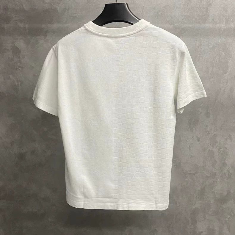 Louis Vuitton Louis Vuitton White thread checkerboard full printed logo Size US M / EU 48-50 / 2 - 2 Thumbnail