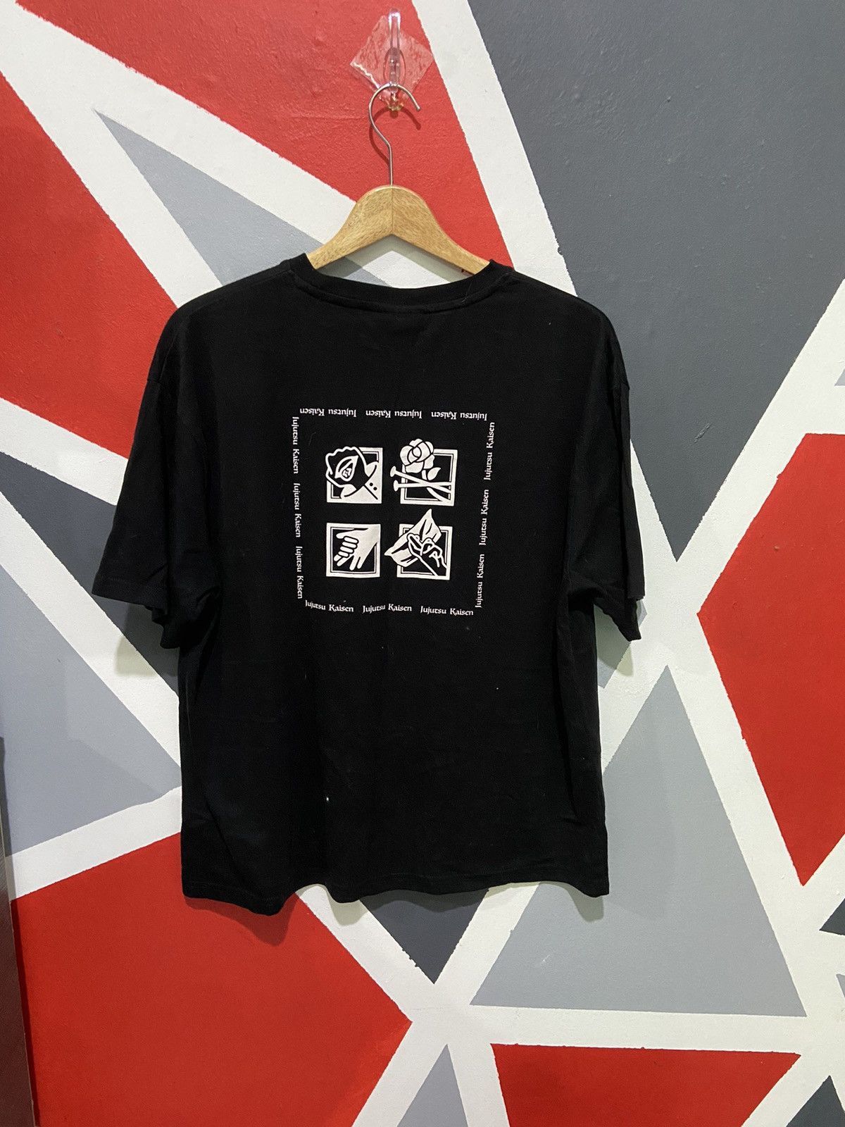 Anime Jujutsu Kaisen Tee Size US XL / EU 56 / 4 - 1 Thumbnail