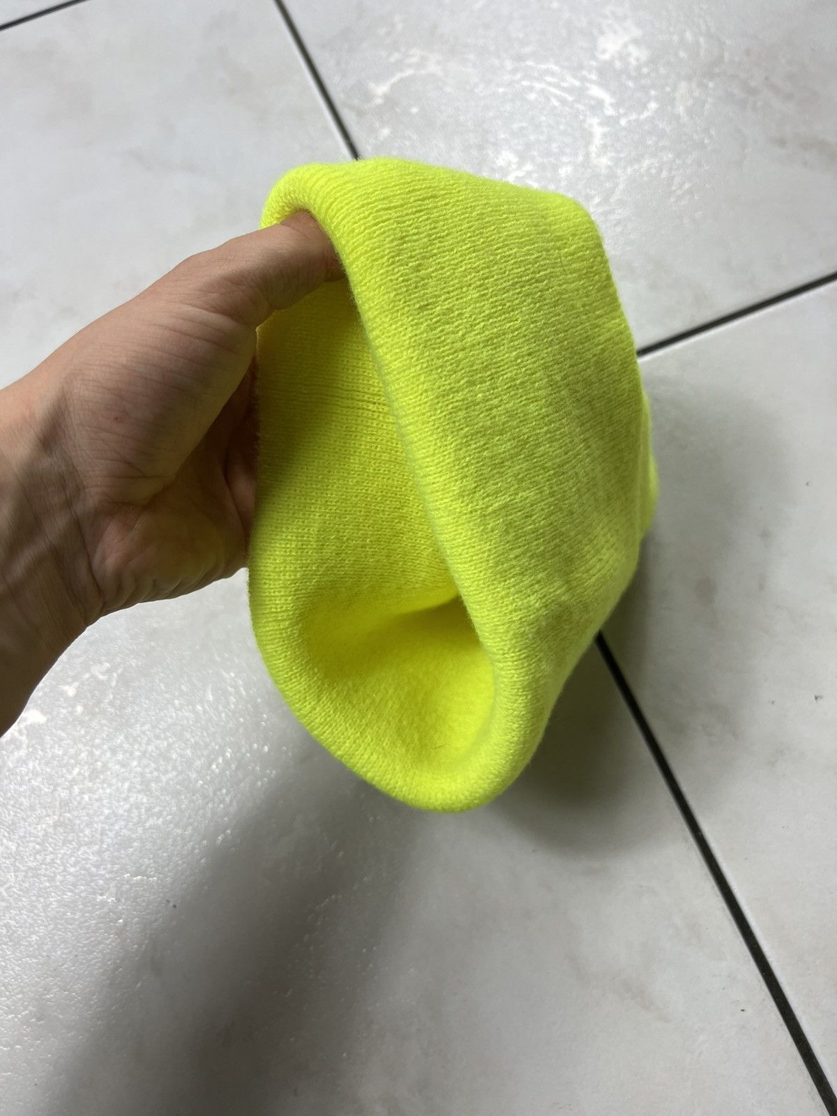 Carhartt Vintage Carhartt acrylic watch hat beanie glaring neon yelow Size ONE SIZE - 9 Thumbnail