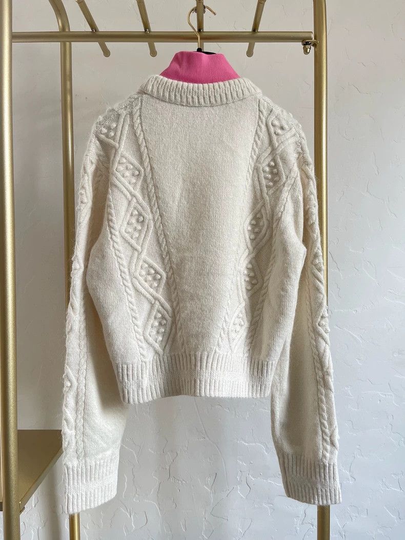 Chanel Chanel 22k pink neckline white sweater Size XS / US 0-2 / IT 36-38 - 2 Thumbnail
