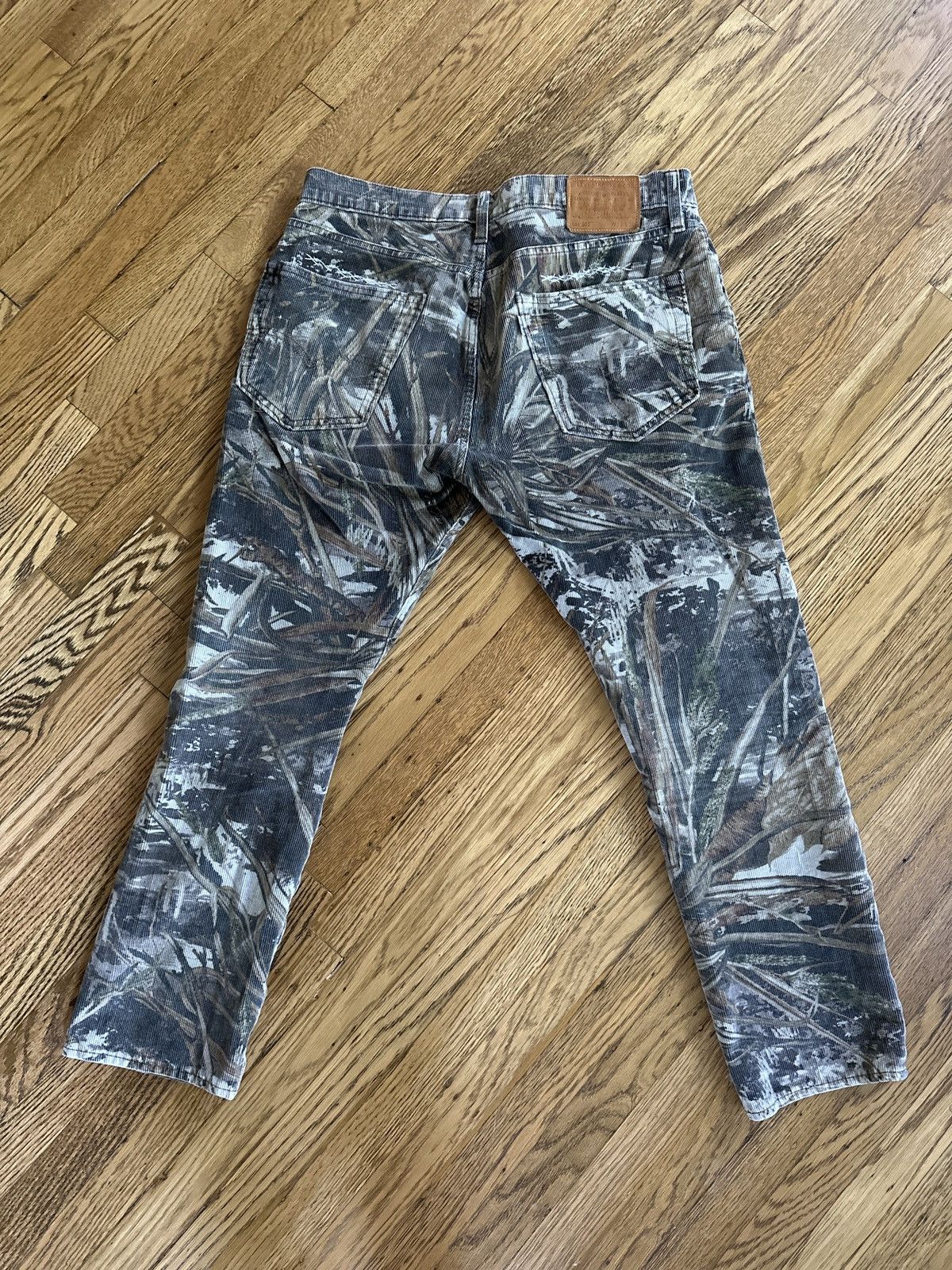 Levi's Levi’s foliage print camo skinny corduroy Size US 33 - 2 Thumbnail