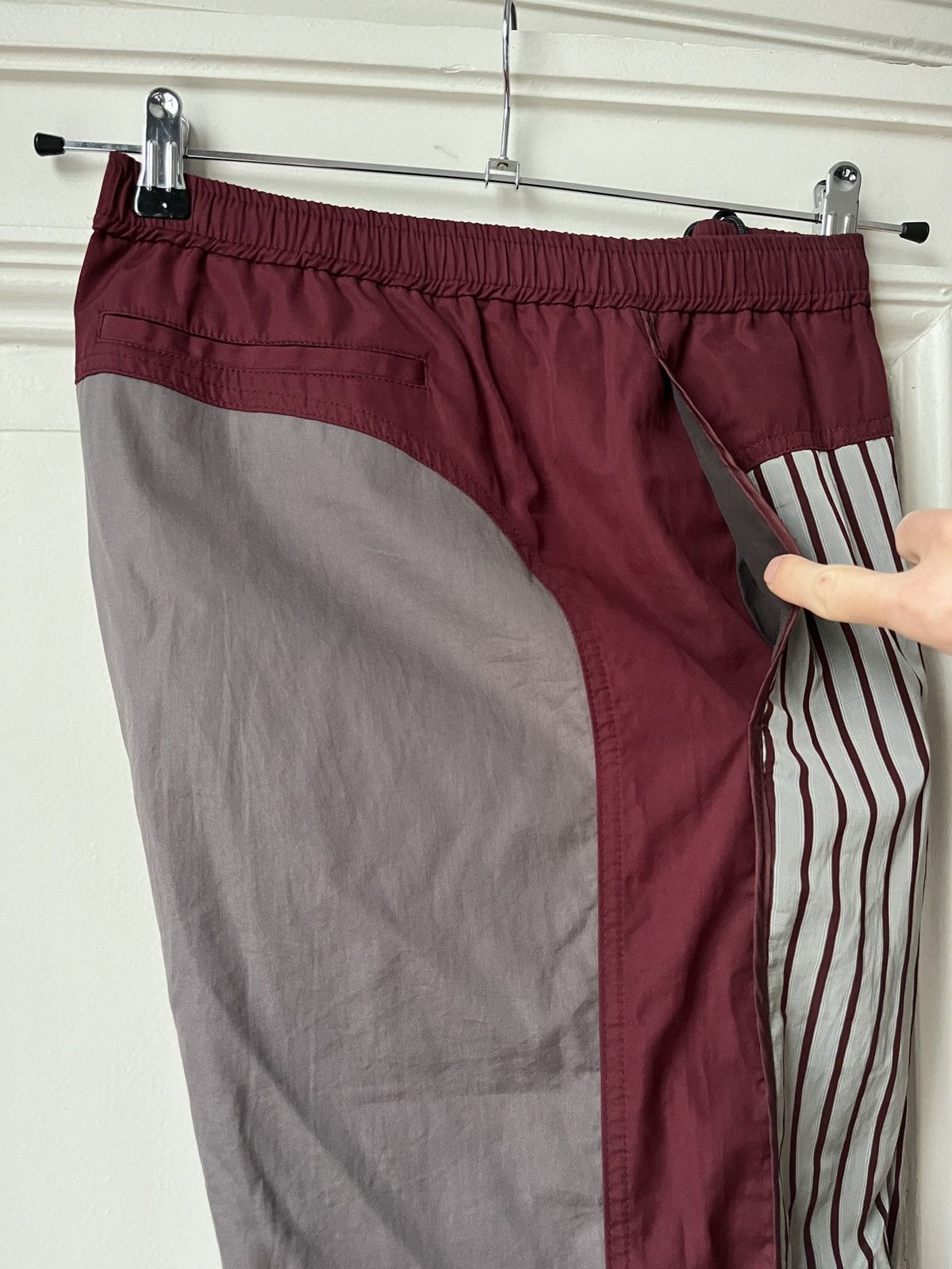 Dries Van Noten Dries van noten Grey Red striped pants Size US 36 / EU 52 - 6 Thumbnail