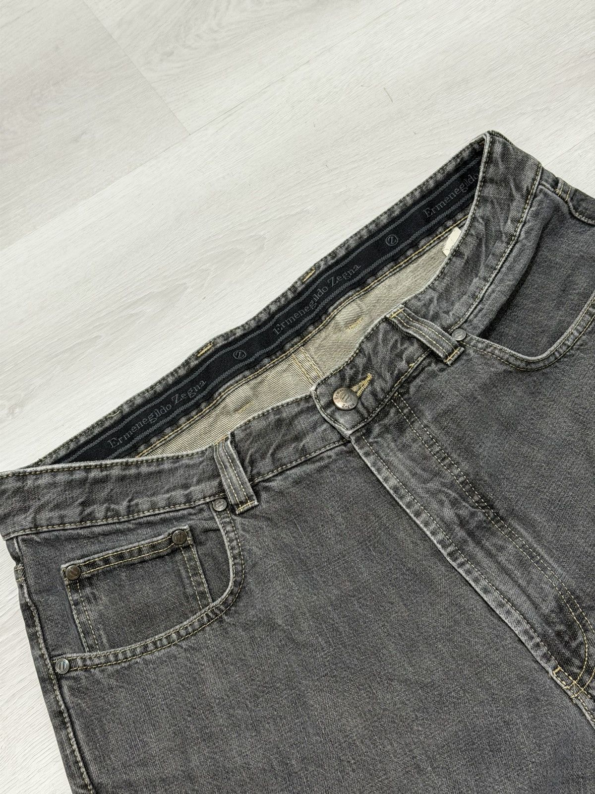 Ermenegildo Zegna Ermenegildo Zegna Straight Leg Jeans Size 36 Made in Italy Size US 36 / EU 52 - 7 Thumbnail