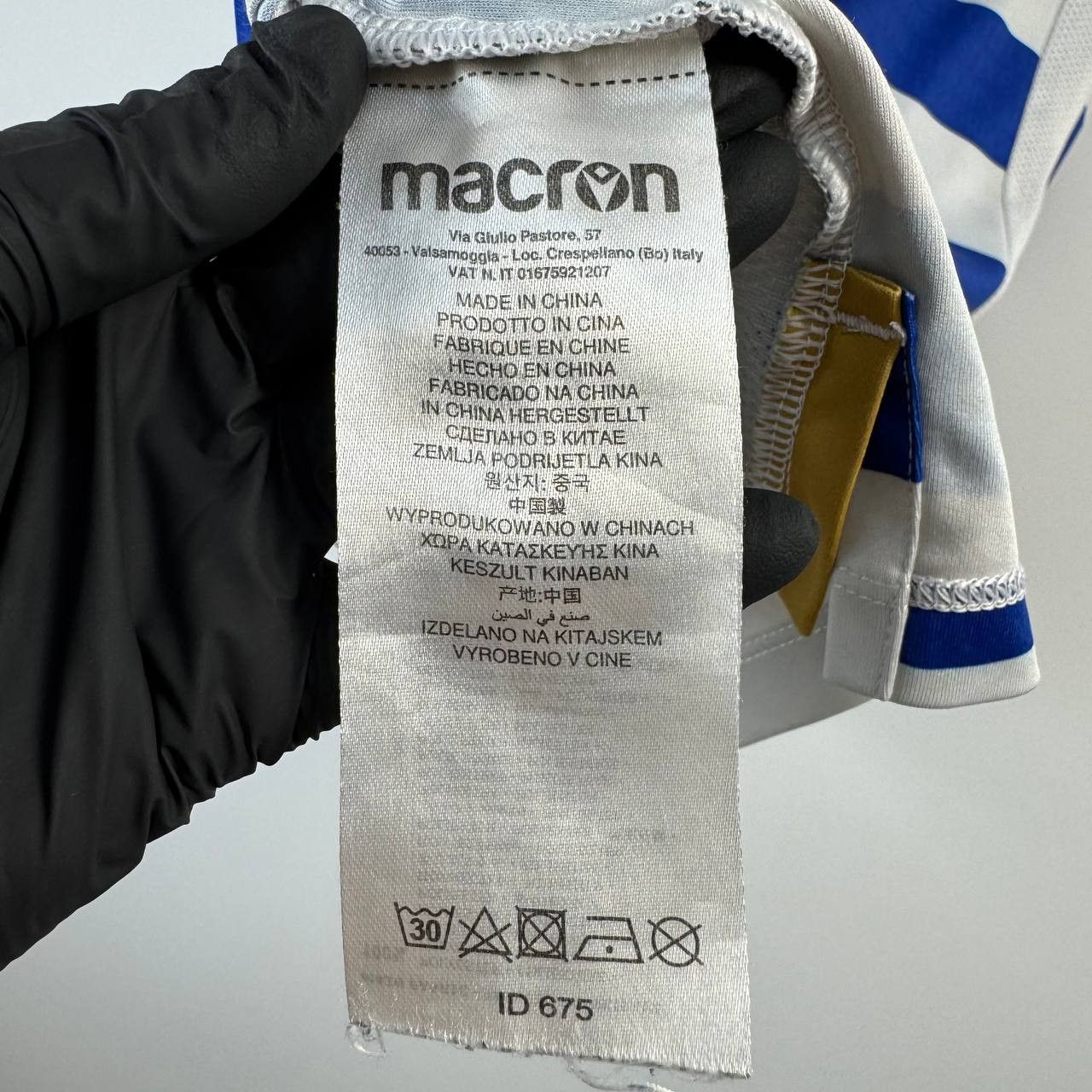 Macron Reading FC 150Y Anniversary Macron Jersey Boys Size XL JR Size US S / EU 44-46 / 1 - 6 Thumbnail