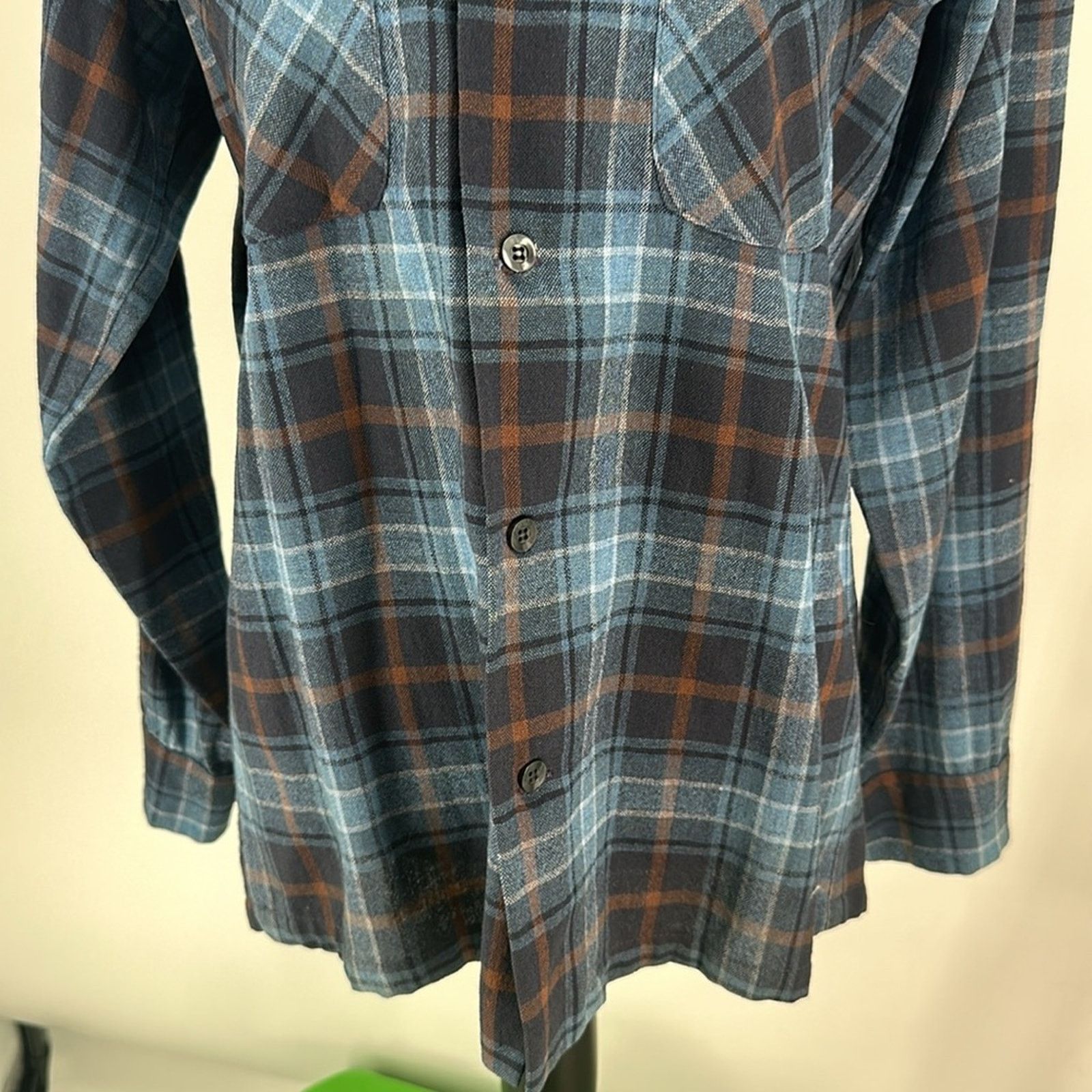 Pendleton 1960s PENDLETON Board Shirt, Vintage Wool Plaid Shirt Button Size S / US 4 / IT 40 - 8 Thumbnail