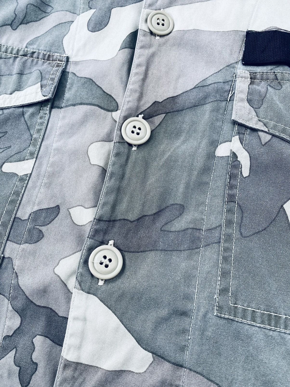 Japanese Brand Vintage Kosher Nuts And Bones Camo Button Ups Shirt Size US M / EU 48-50 / 2 - 8 Thumbnail