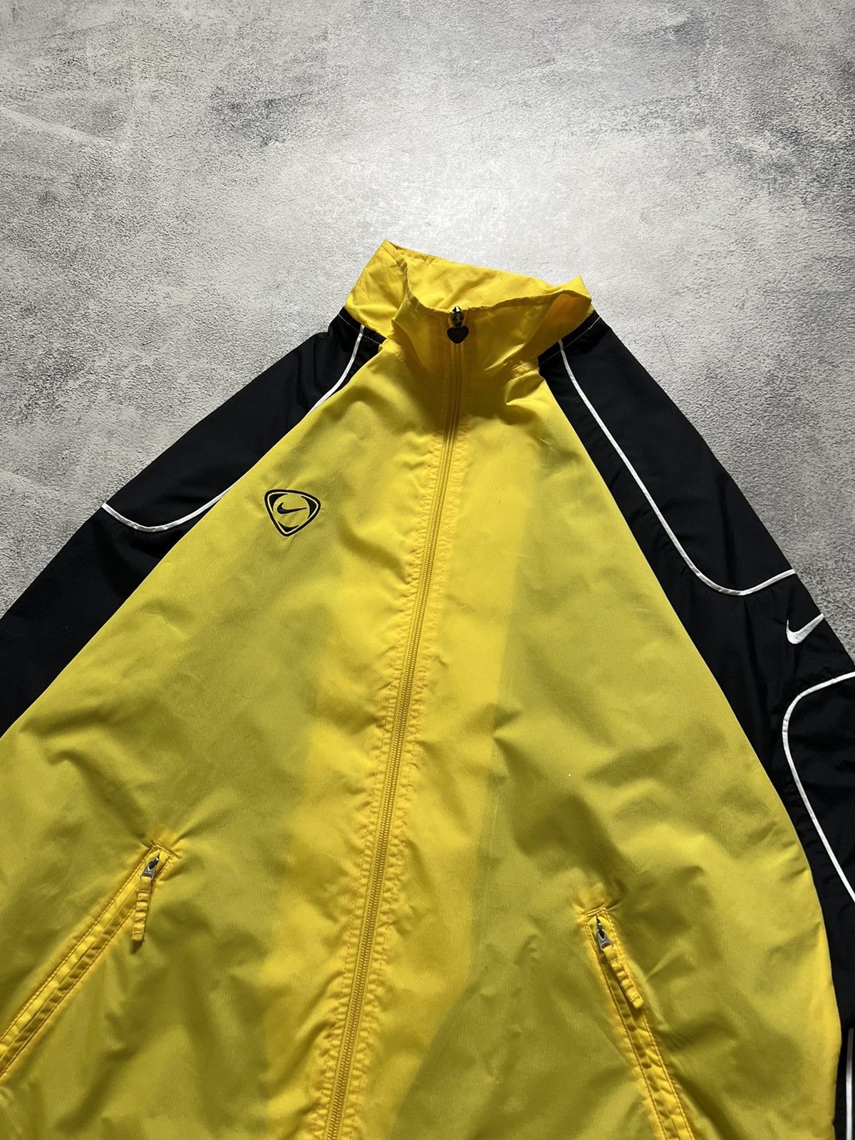 Nike × Vintage Vintage Y2k Nike 💛 Nylon Jacket 00’s Size US L / EU 52-54 / 3 - 5 Thumbnail