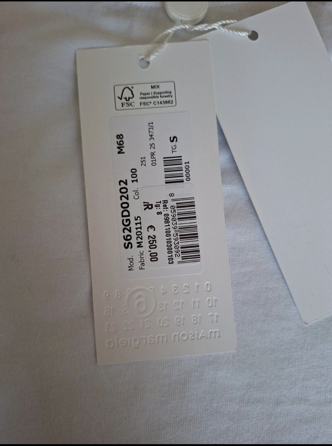 Maison Margiela White Maison Margiela Line 6 T-shirt Size US S / EU 44-46 / 1 - 9 Thumbnail