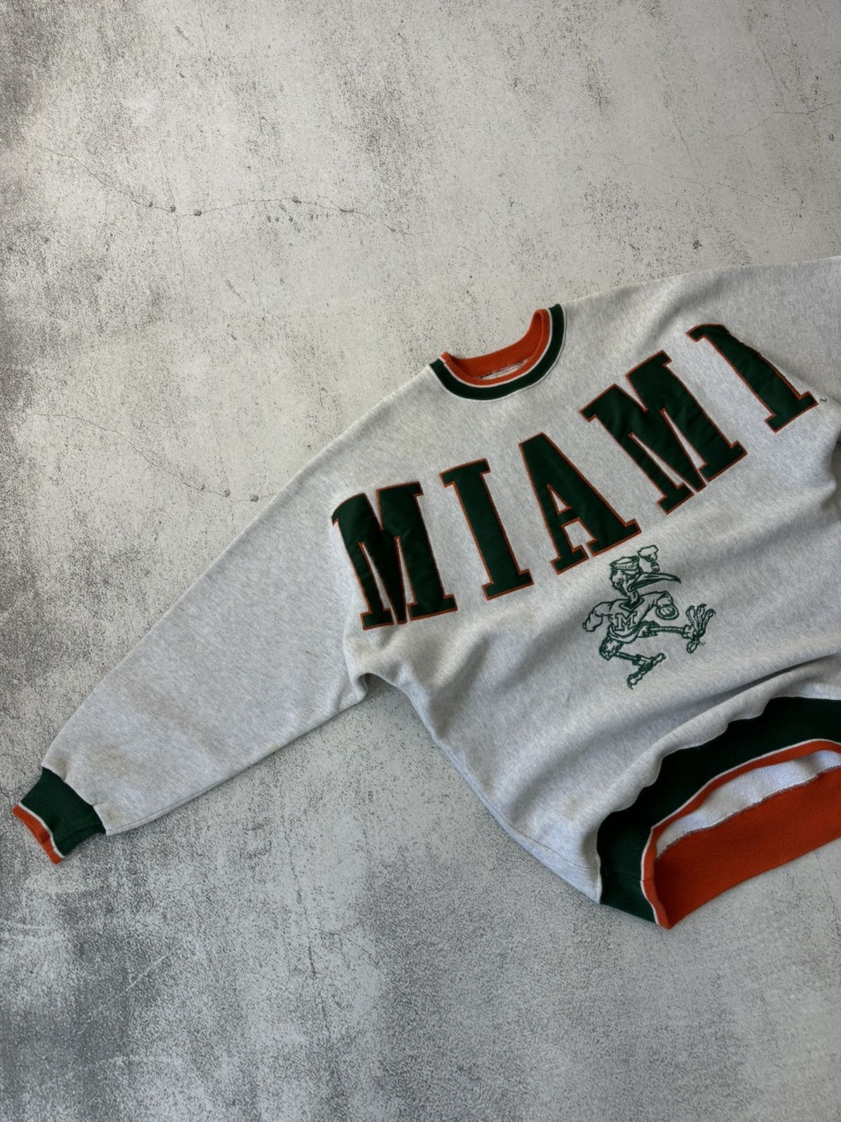 Vintage Legends USA Vintage Miami Hurricanes Sweatshirt Size US M / EU 48-50 / 2 - 10 Thumbnail