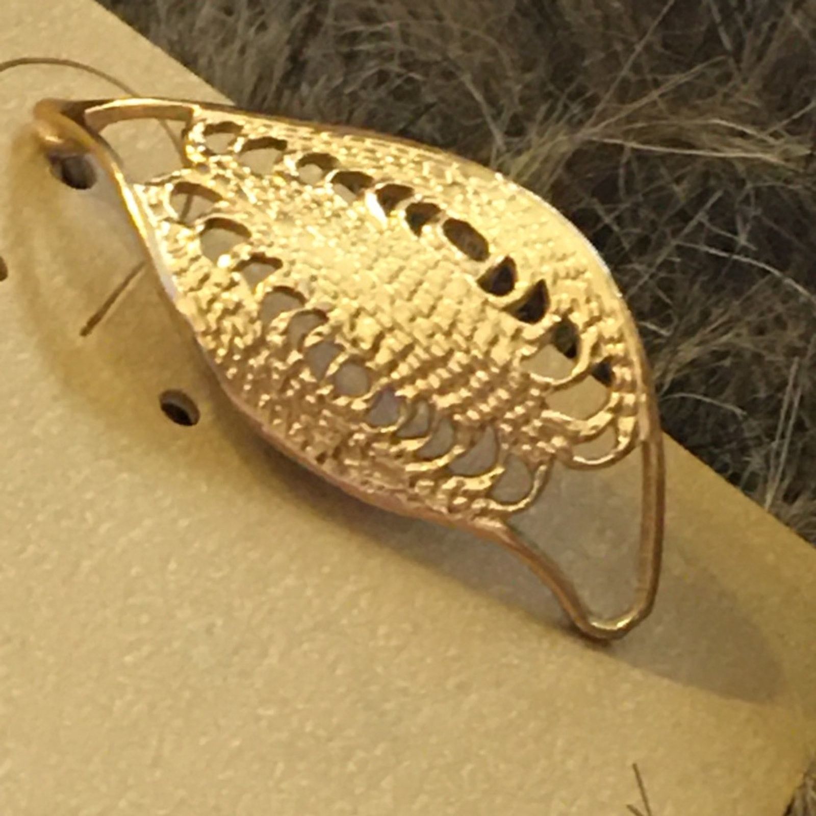 Vintage Vintage gold tone curved leaf pierced earrings Size ONE SIZE - 5 Thumbnail