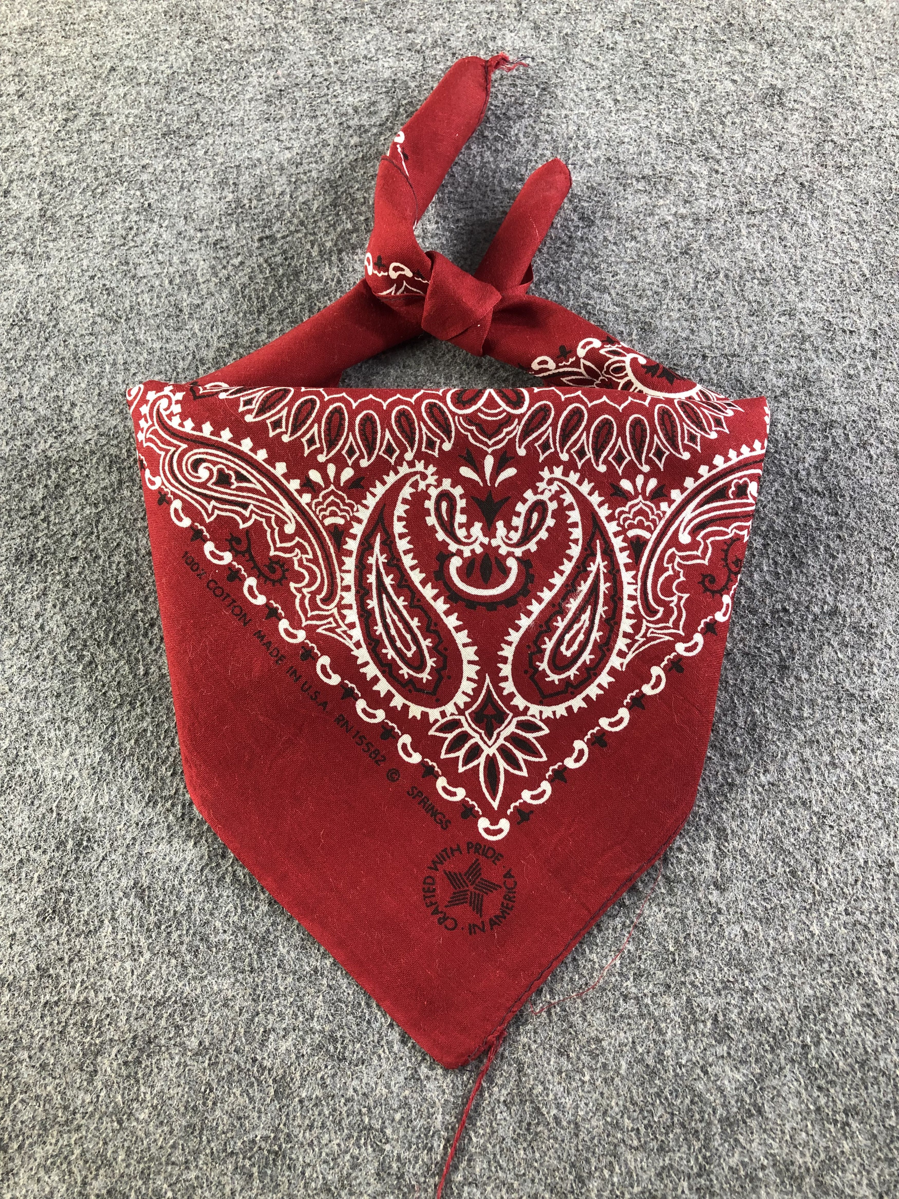 Vintage Paislee Handkerchief / Bandana / Neckerchief C358 Size ONE SIZE - 2 Thumbnail