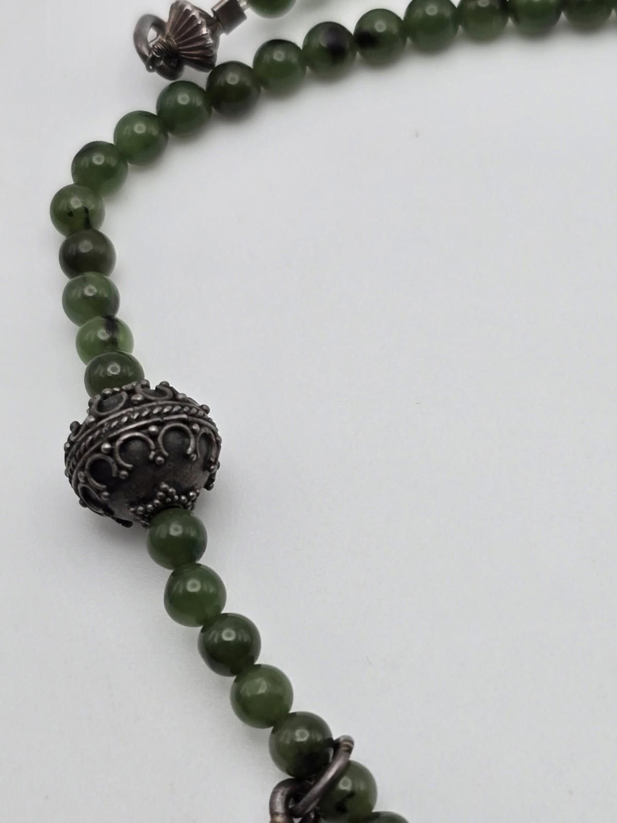 The Unbranded Brand Vintage Sterling Silver & Jadeite Necklace Ornate Dangles Size ONE SIZE - 6 Thumbnail