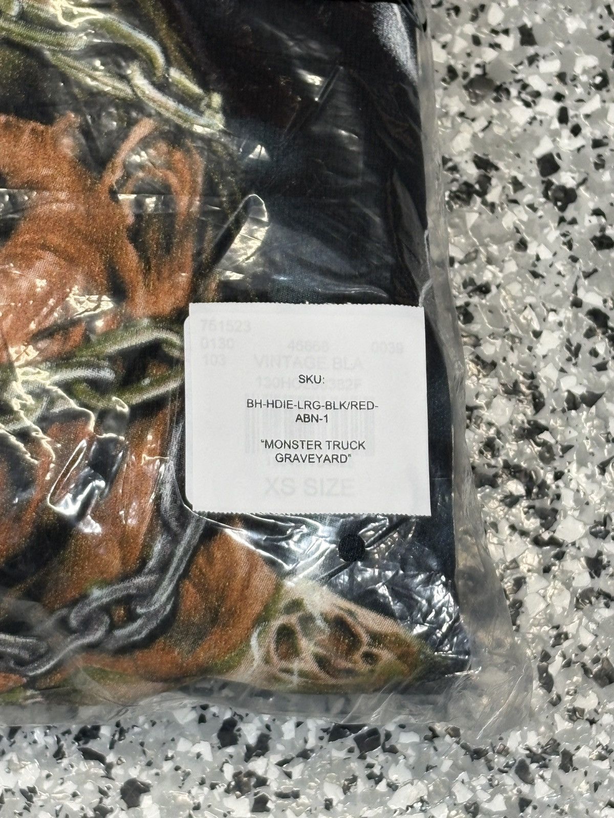 Billy Hill 2021 Billy Hill “Monster Truck Graveyard” Hoodie Size L Size US L / EU 52-54 / 3 - 11 Thumbnail