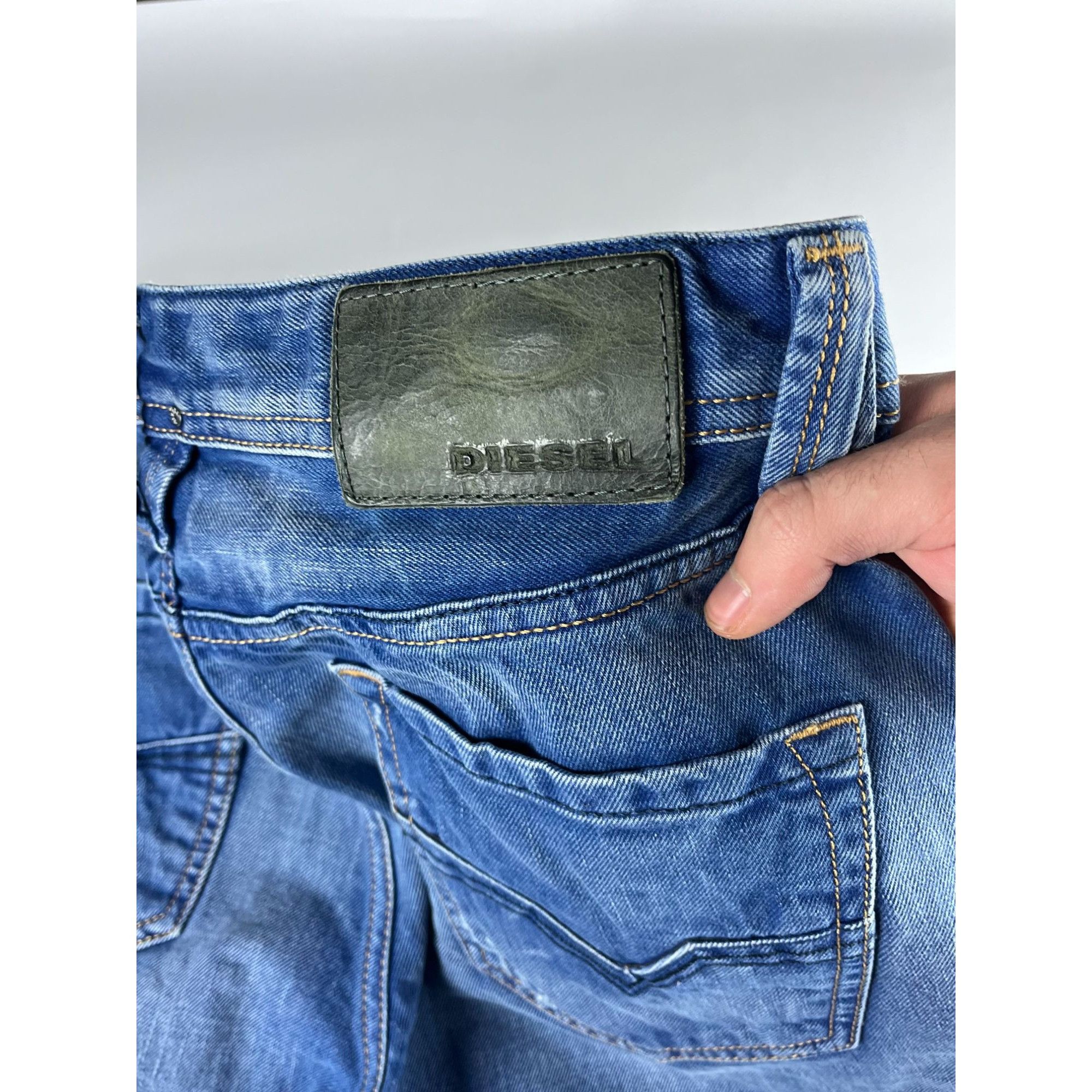 Diesel × Vintage Diesel Larkee Mens Baggy Fit Jeans Size US 33 - 8 Thumbnail