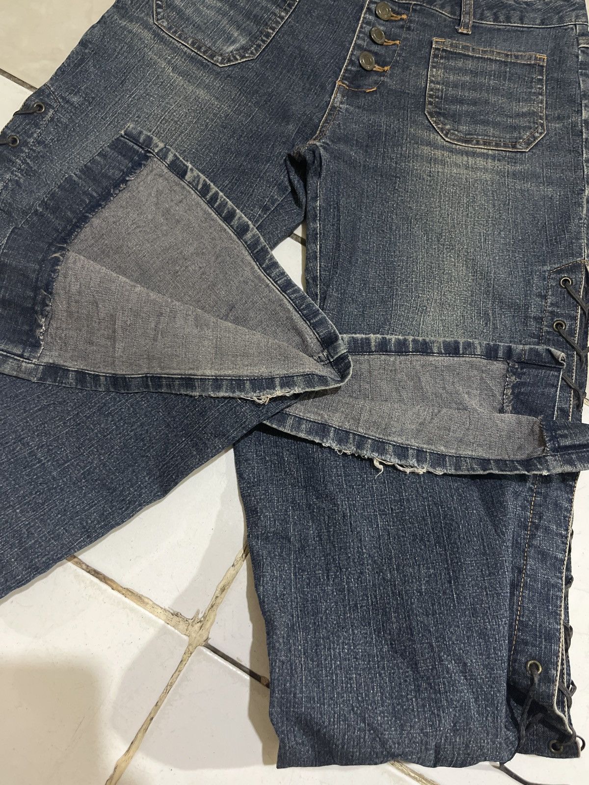Tornado Mart PLAYCHESS JAPANESE BRAND LACE UP Y2K VINTAGE FLARED DENIM Size 30" / US 8 / IT 44 - 10 Thumbnail