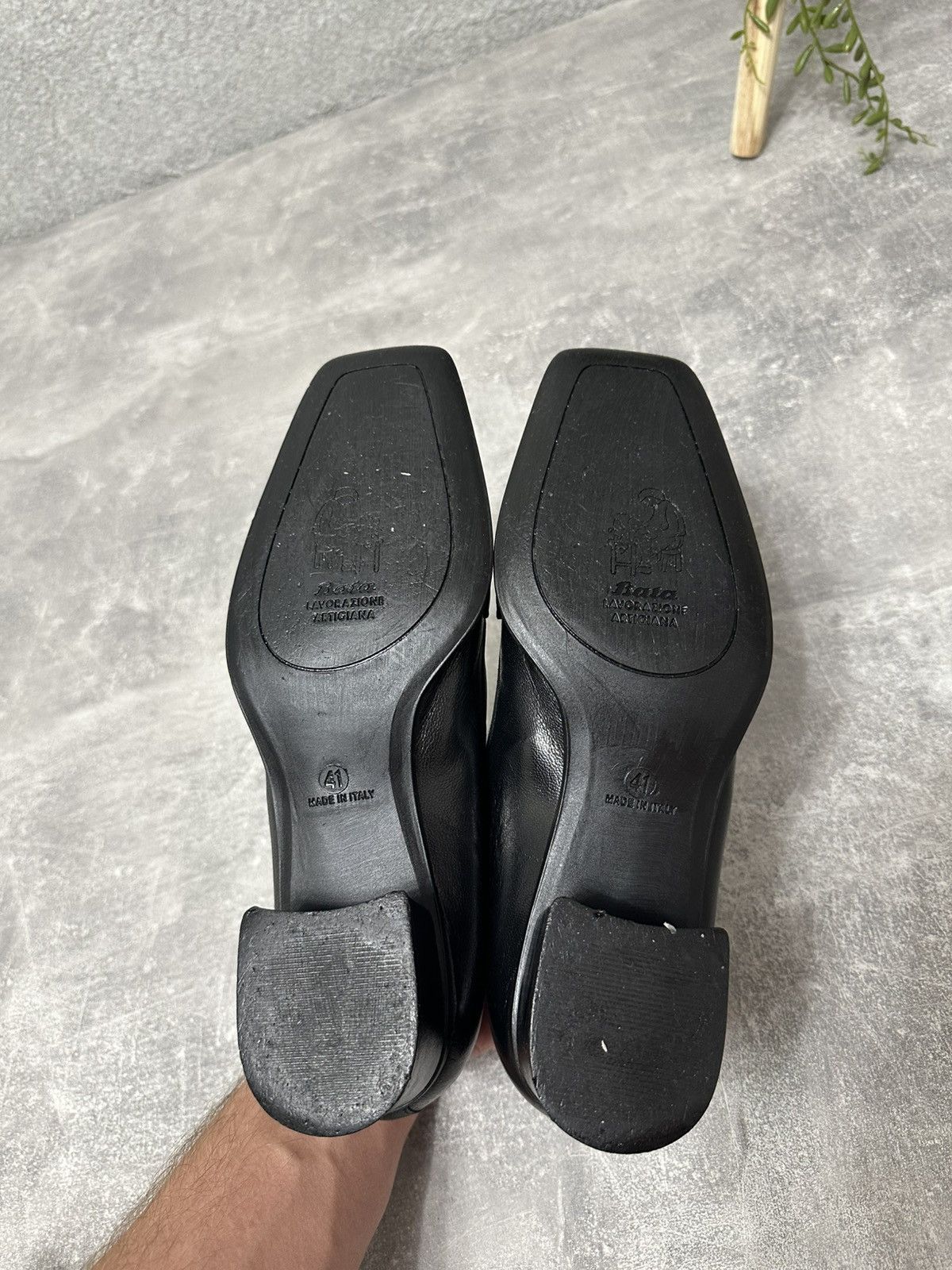 Other Vintage Black Leather Loafers with Tassels – Square Toe Size US 10 / IT 40 - 6 Thumbnail