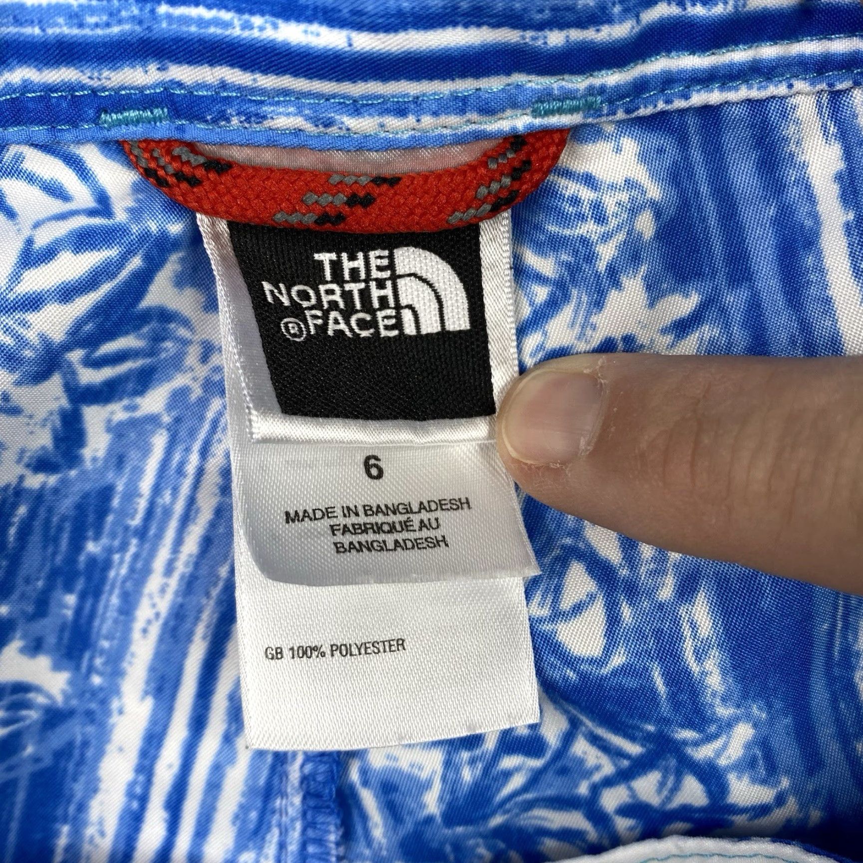 The North Face The North Face Women Swim Shorts 6 Blue Floral Unlined Quick Dry Drawstring Size 28" / US 6 / IT 42 - 7 Thumbnail