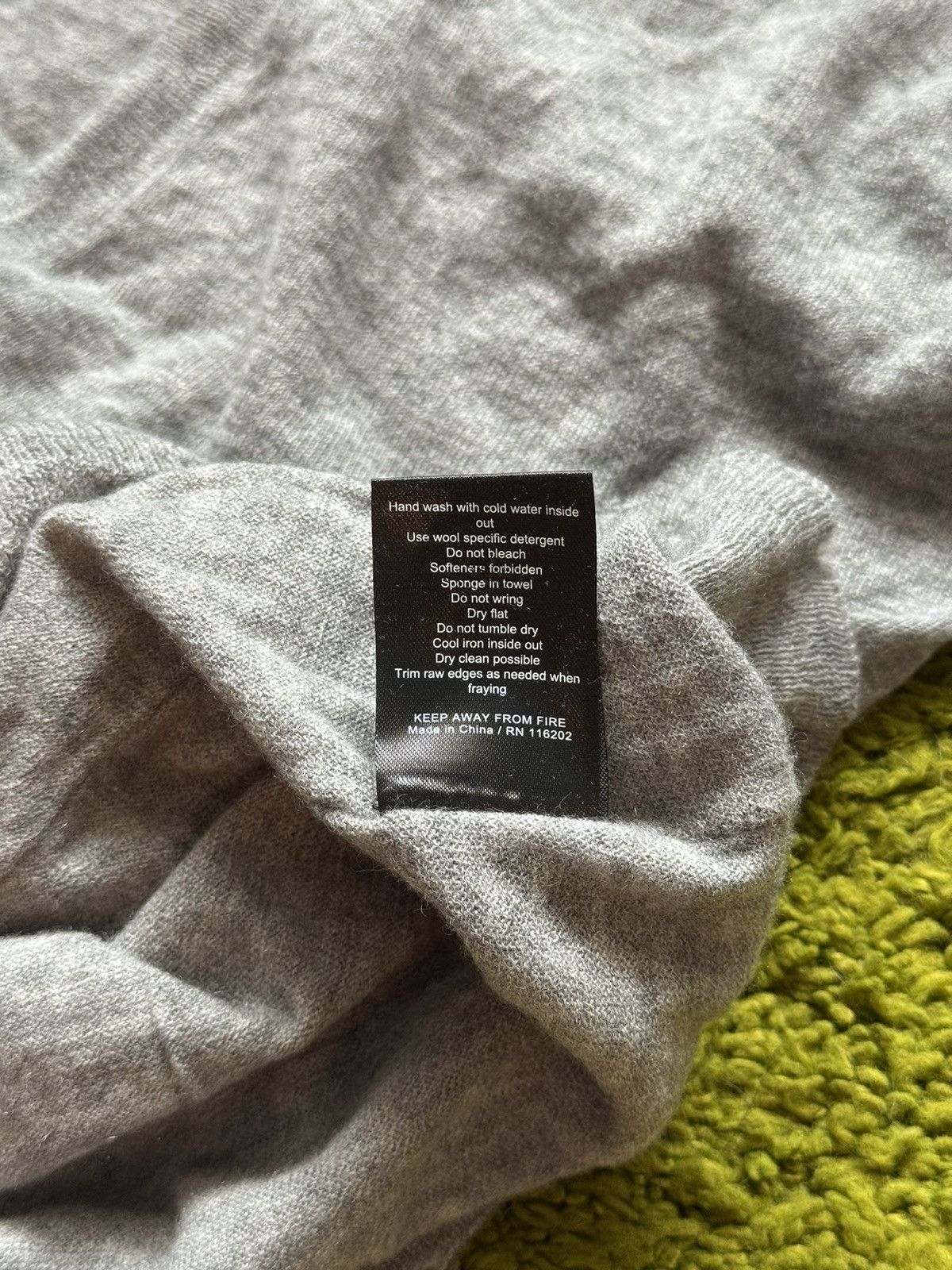 Zadig & Voltaire Zadig & Voltaire 100% cashmere v-neck pullover sweater Size S / US 4 / IT 40 - 10 Thumbnail