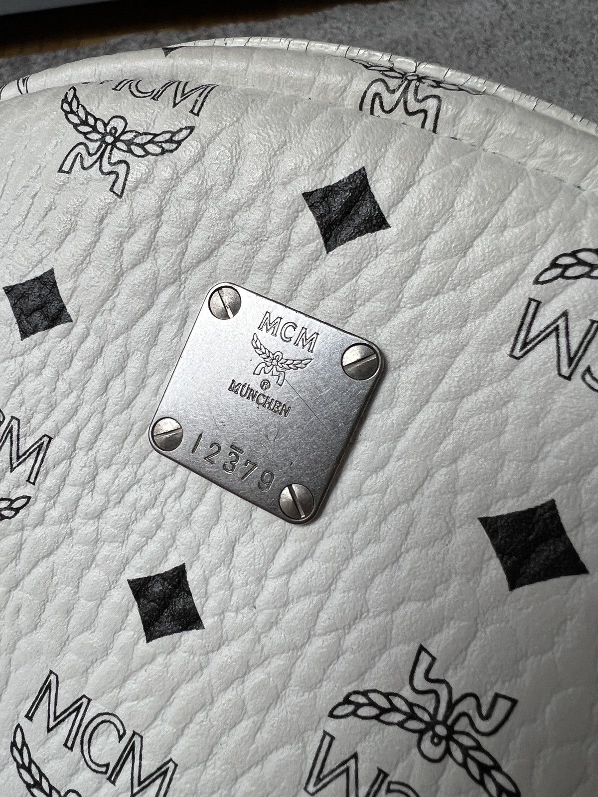 MCM MCM White Backpack Large Size ONE SIZE - 2 Thumbnail