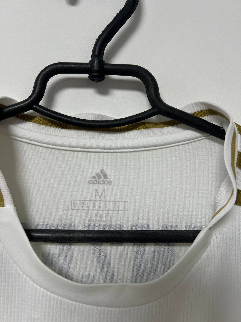 Adidas Real Madrid #9 Benzema 2019/2020 Home Football Shirt M Size US M / EU 48-50 / 2 - 14 Thumbnail