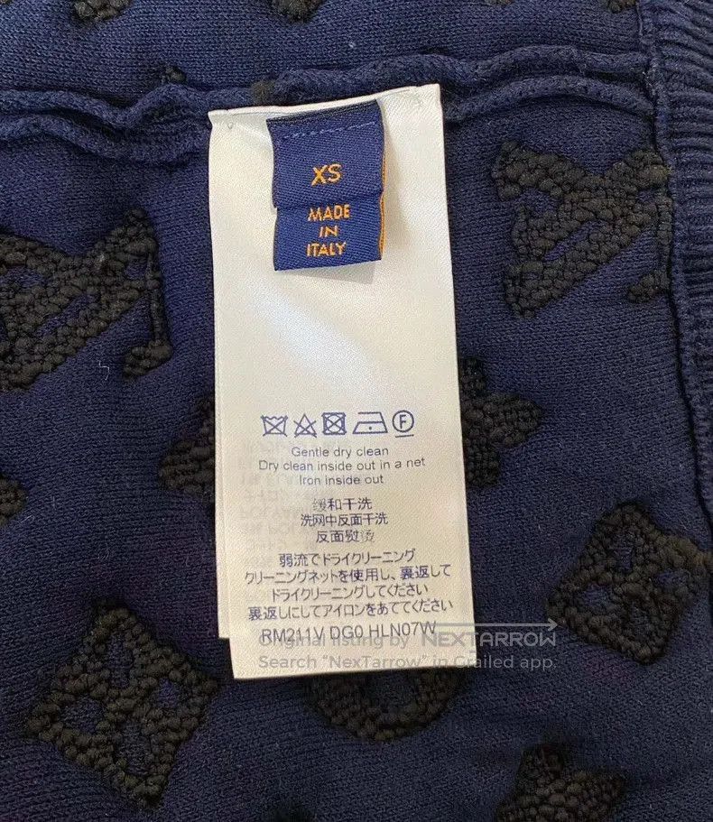 Louis Vuitton Louis Vuitton Blue Embossed Logo Jacket. Size US XS / EU 42 / 0 - 6 Thumbnail