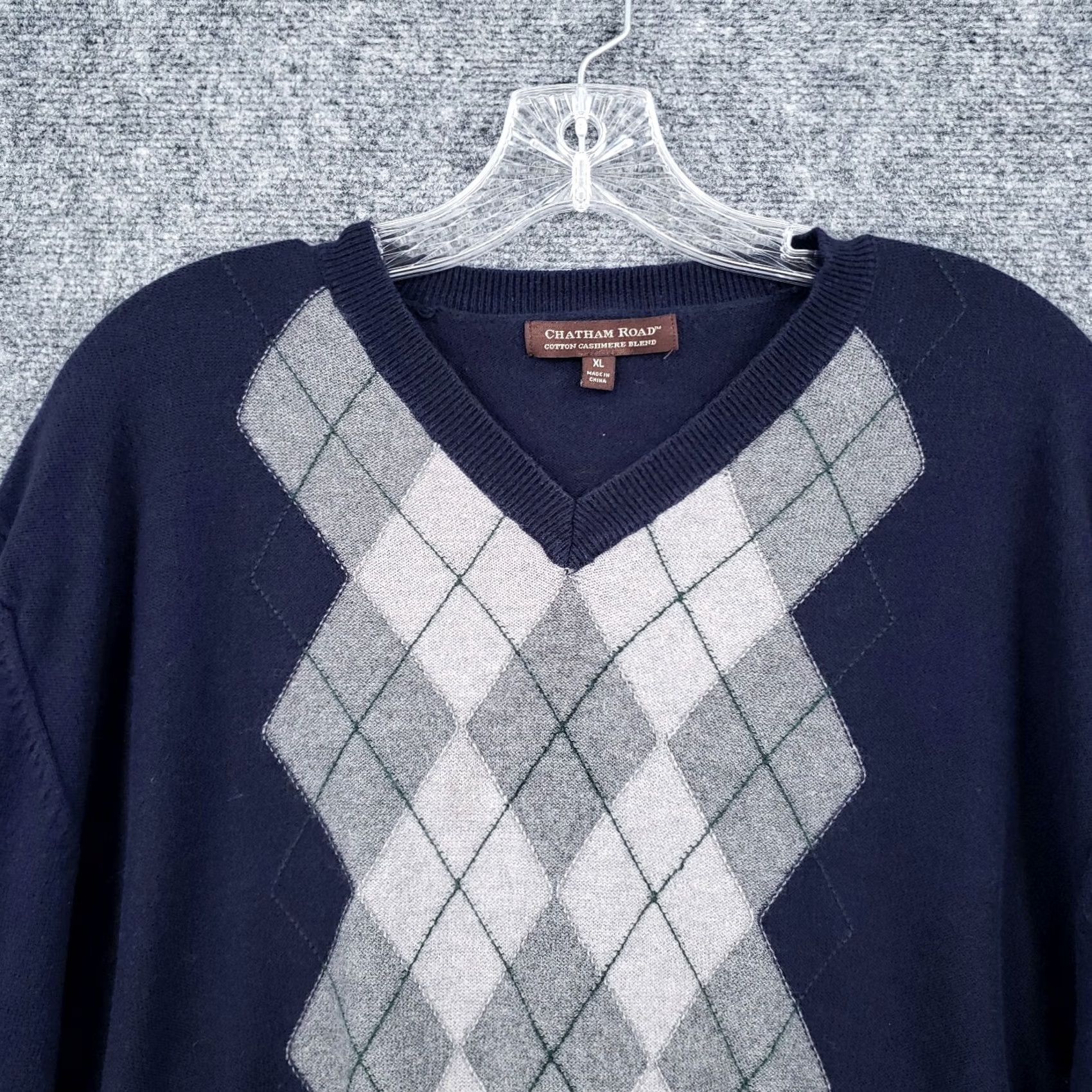 Vintage Chatham Road Sweater Mens XL Navy Blue Argyle V Neck Pullover Cashmere Blend 90s Classic Size US XL / EU 56 / 4 - 3 Thumbnail