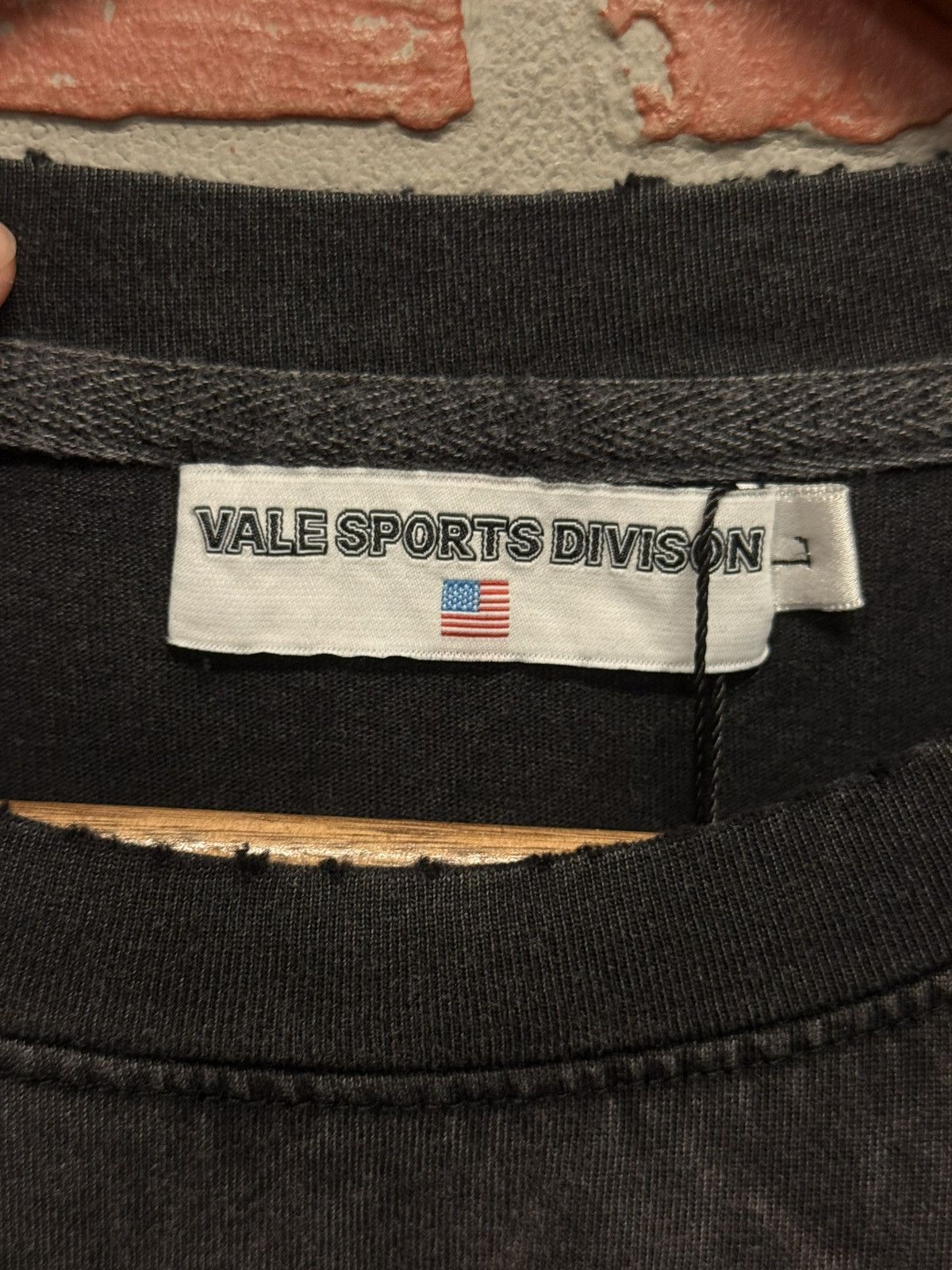 Vale Vale Valley Black “DOG” Long Sleeve Size Large Size US L / EU 52-54 / 3 - 6 Thumbnail