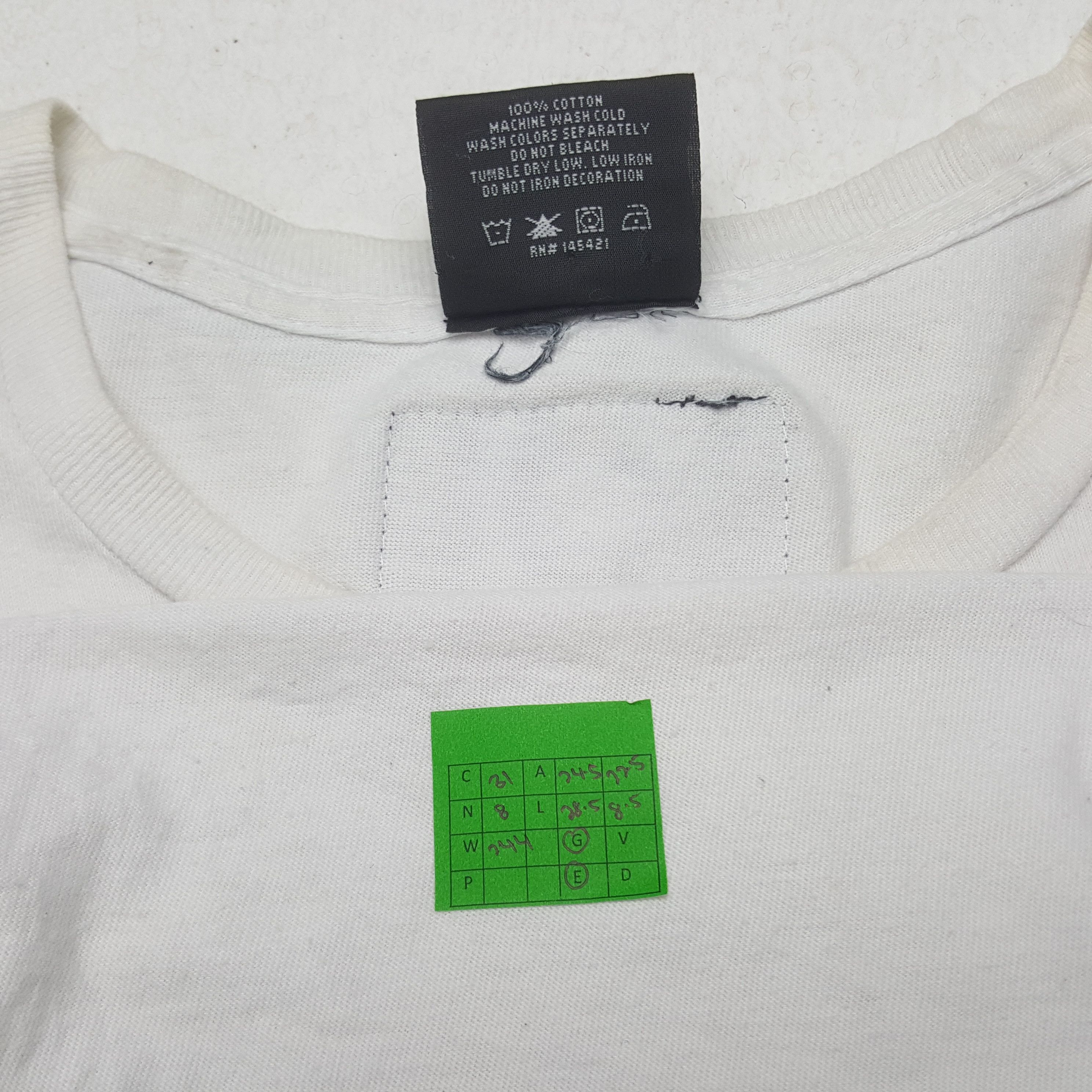 Band Tees × Vintage Vintage TUPAC SHAKUR American Rapper T-shirt Size US XL / EU 56 / 4 - 6 Thumbnail
