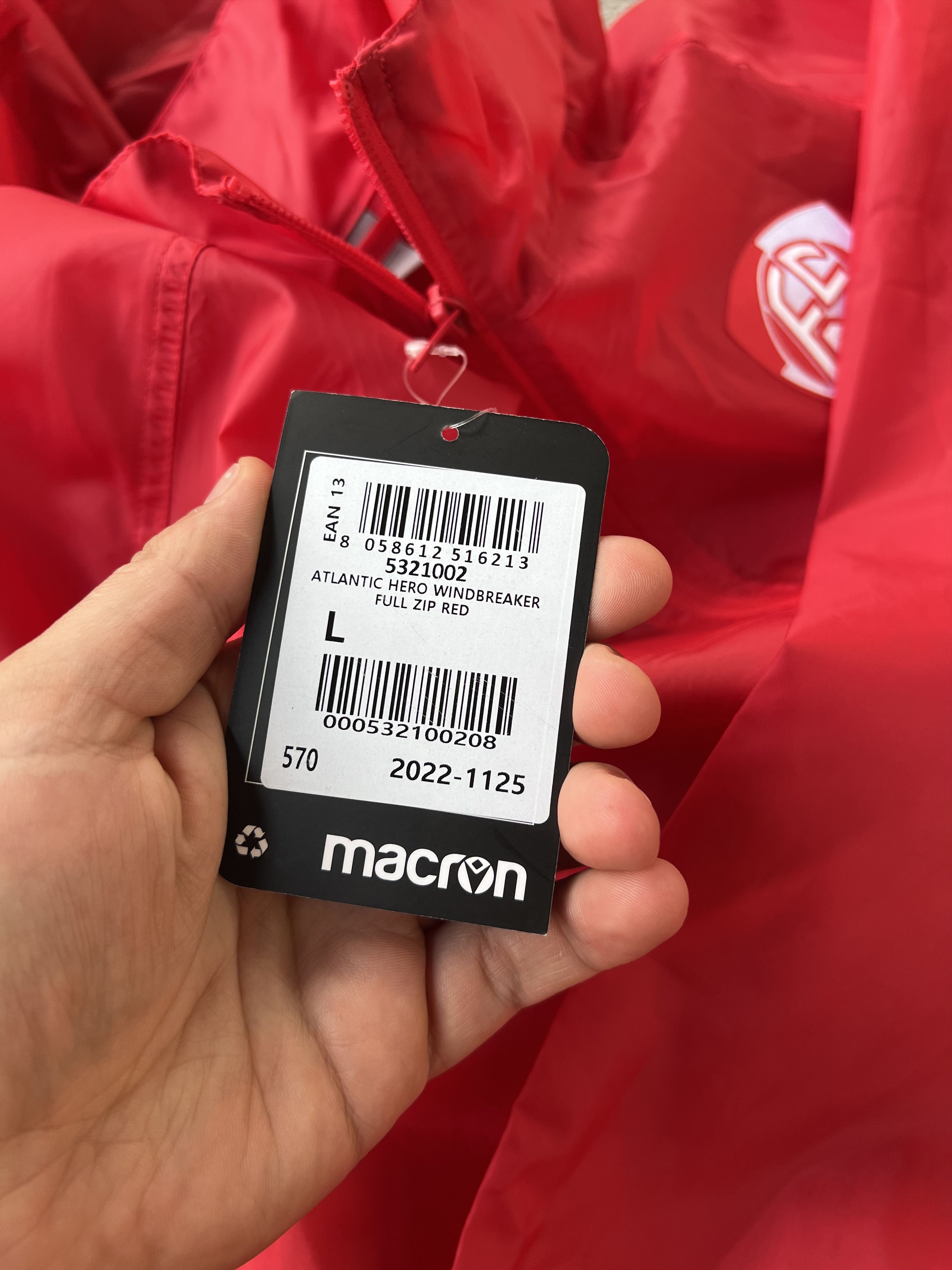Macron Macron Atlantic Hero Windbreaker Jacket Size US L / EU 52-54 / 3 - 5 Thumbnail