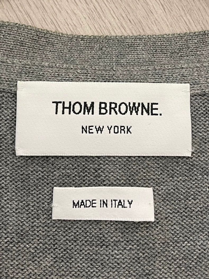Thom Browne Thom browne Gray puppy four-striped knitted cardigan jacket Size S / US 4 / IT 40 - 5 Thumbnail