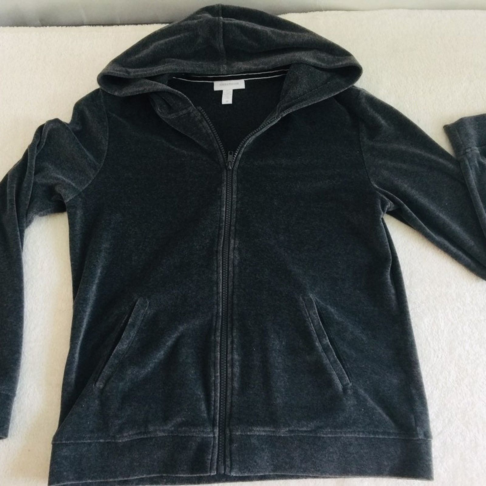 Lord & Taylor Lord and Taylor Hooded jacket Gray Velvet Zip Front Womens L Size M / US 6-8 / IT 42-44 - 1 Thumbnail