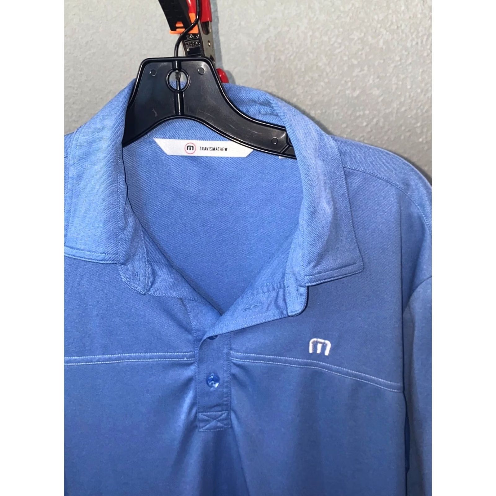 TravisMathew Travis Matthew Blue Aria Las Vegas Hotel Casino POLO SHIRT Medium M Sharp Color Men Polo Shirt Las Vegas 90s Event? Size US M / EU 48-50 / 2 - 3 Thumbnail