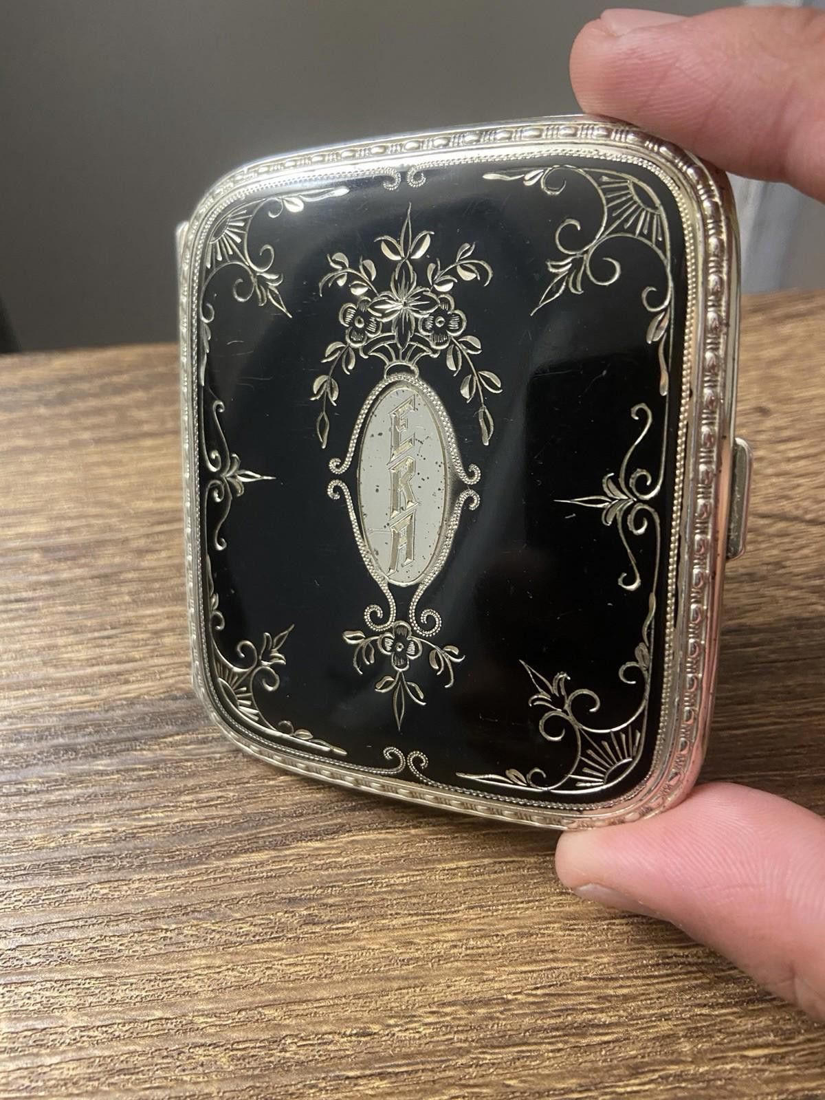 Other 925 Sterling Silver Enamel Floral Etch “ERA” Cigarette Case Size ONE SIZE - 3 Thumbnail