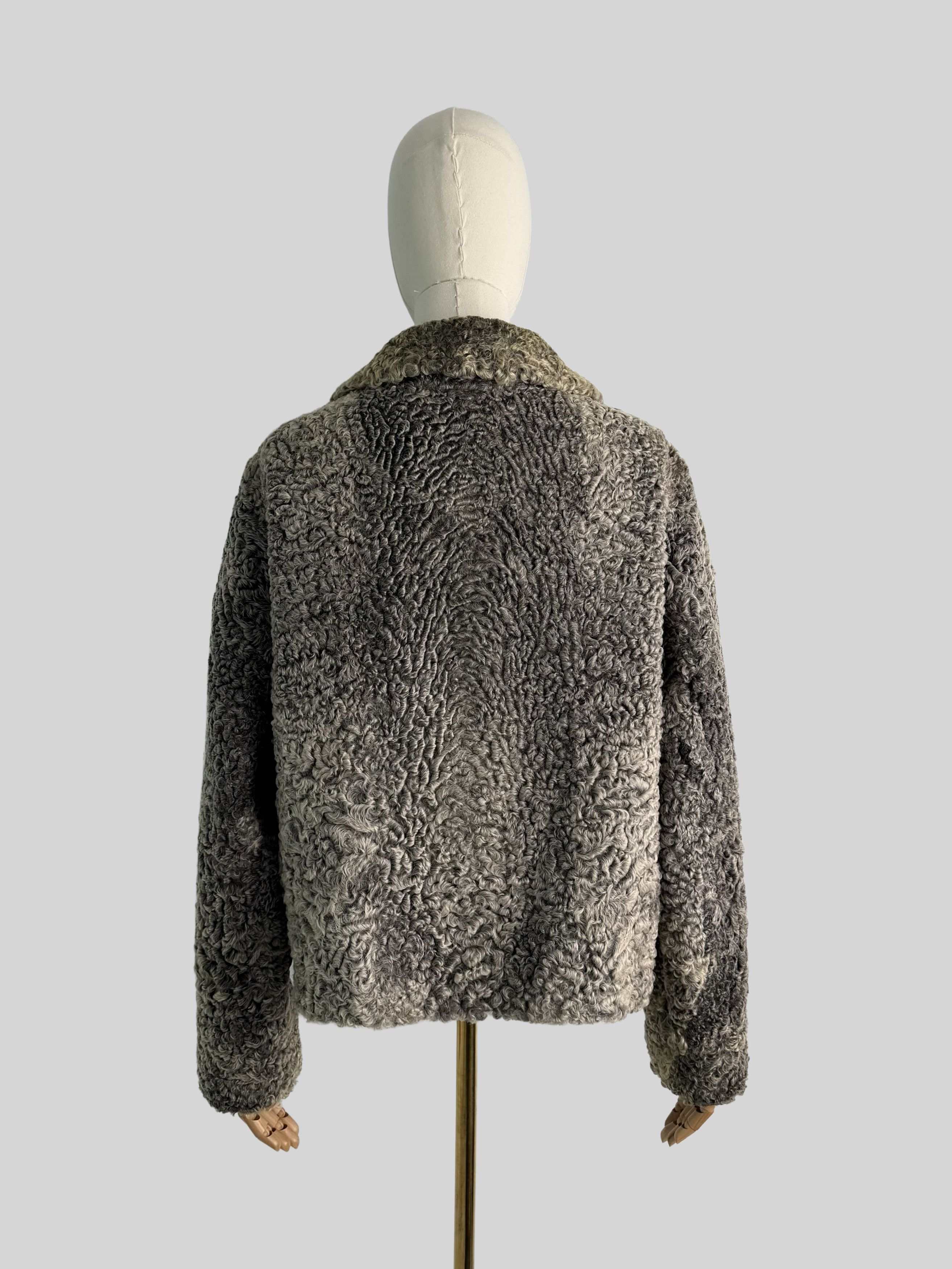 Vintage Vintage Gray Curly Shearling Crop Coat Y2K Outerwear Size L / US 10 / IT 46 - 4 Thumbnail