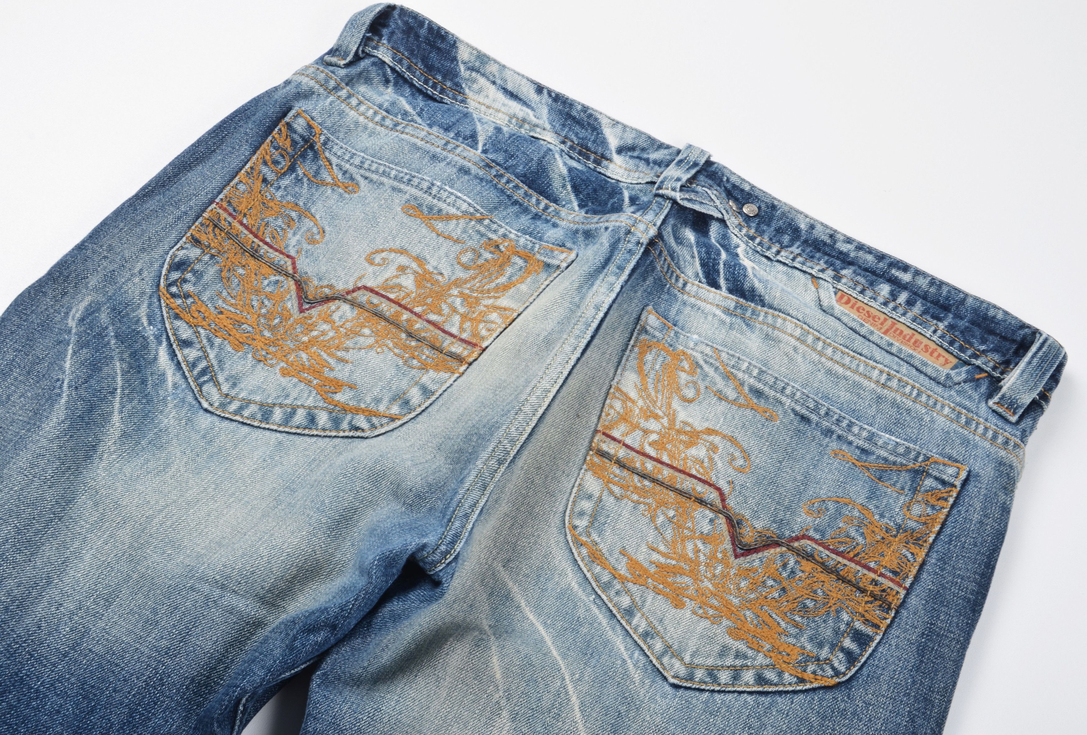 Diesel Vintage Diesel Y2K Washed Denim Embroidered Pockets Jeans Size US 32 / EU 48 - 11 Thumbnail