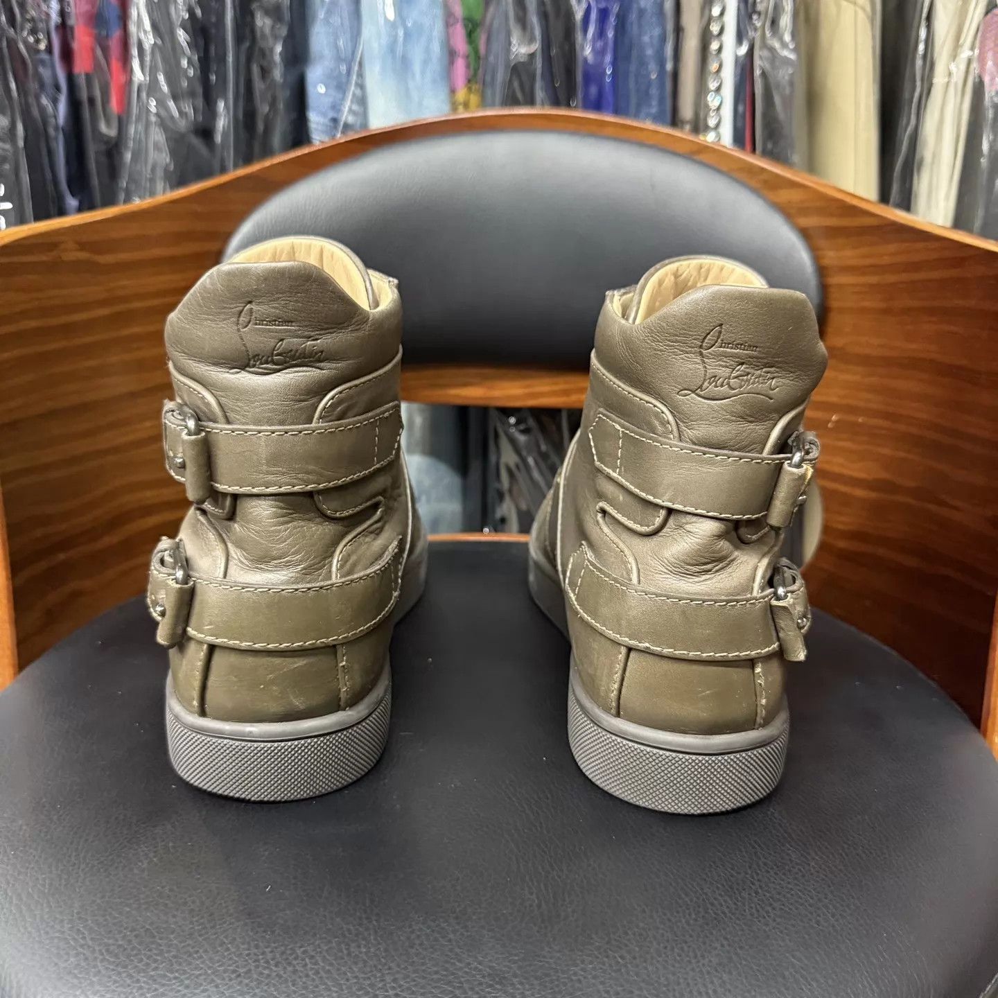 Christian Louboutin Christian Louboutin Olive Leather High-Top Red Sole 41 Mint Size US 8 / EU 41 - 3 Thumbnail