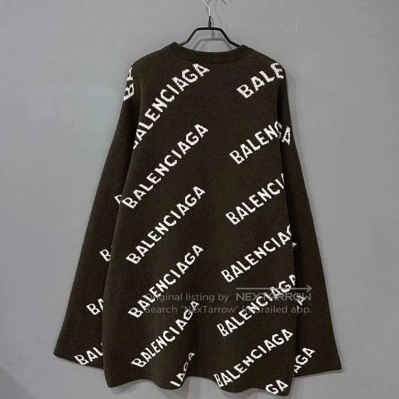 Balenciaga Balenciaga Brown Knit Logo Sweater. Size US S / EU 44-46 / 1 - 3 Thumbnail