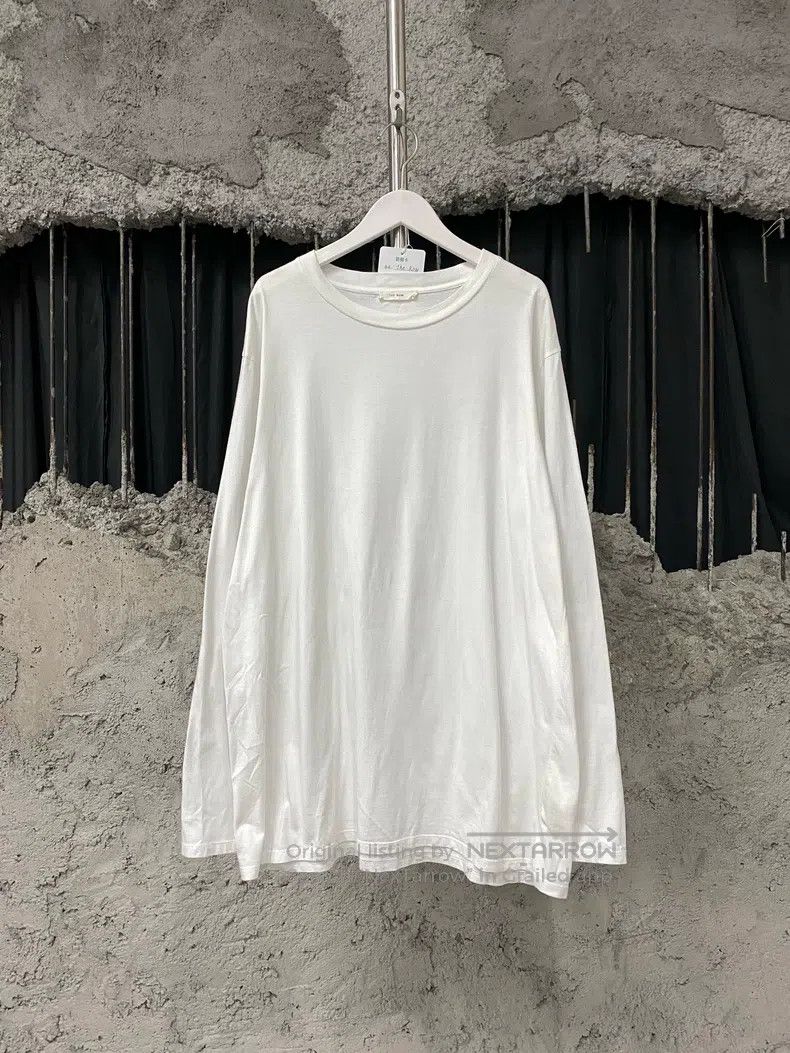 The Row The row White round neck and long sleeves Size M / US 6-8 / IT 42-44 - 1 Thumbnail
