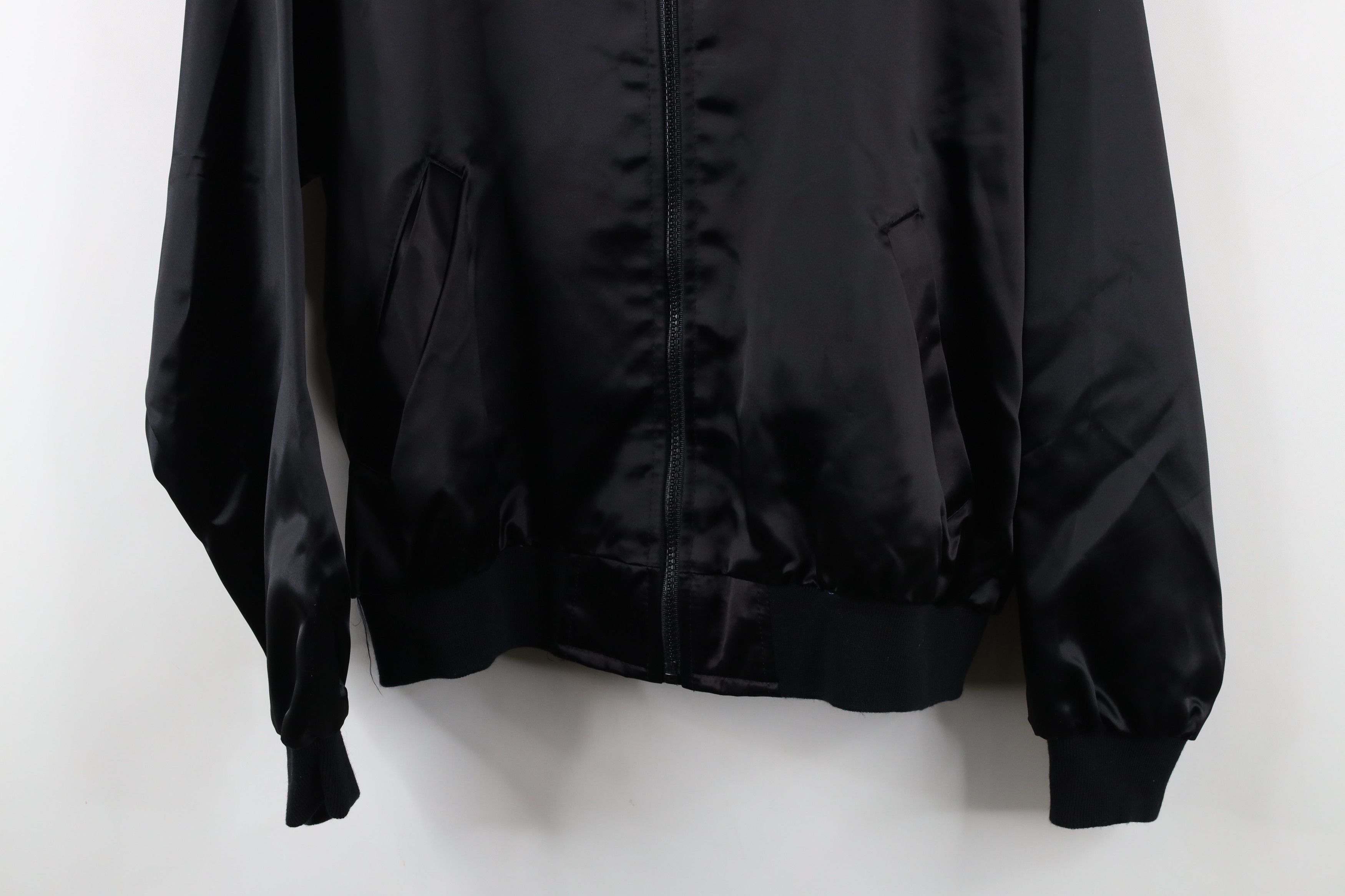 Vintage Vintage 90s Hotel Casino Las Vegas Satin Bomber Jacket USA Size US L / EU 52-54 / 3 - 3 Thumbnail